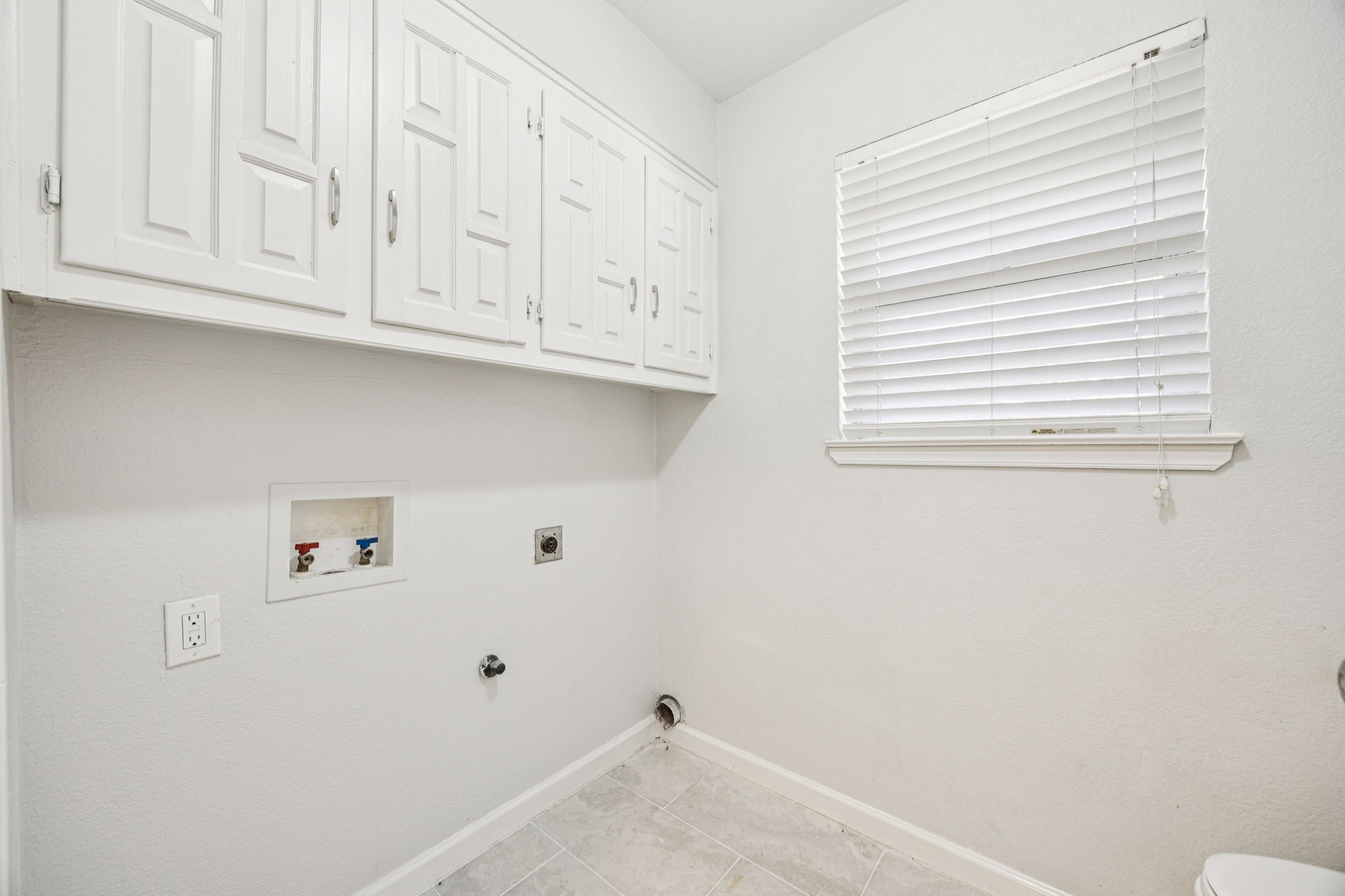 2413 Bluffton Drive
