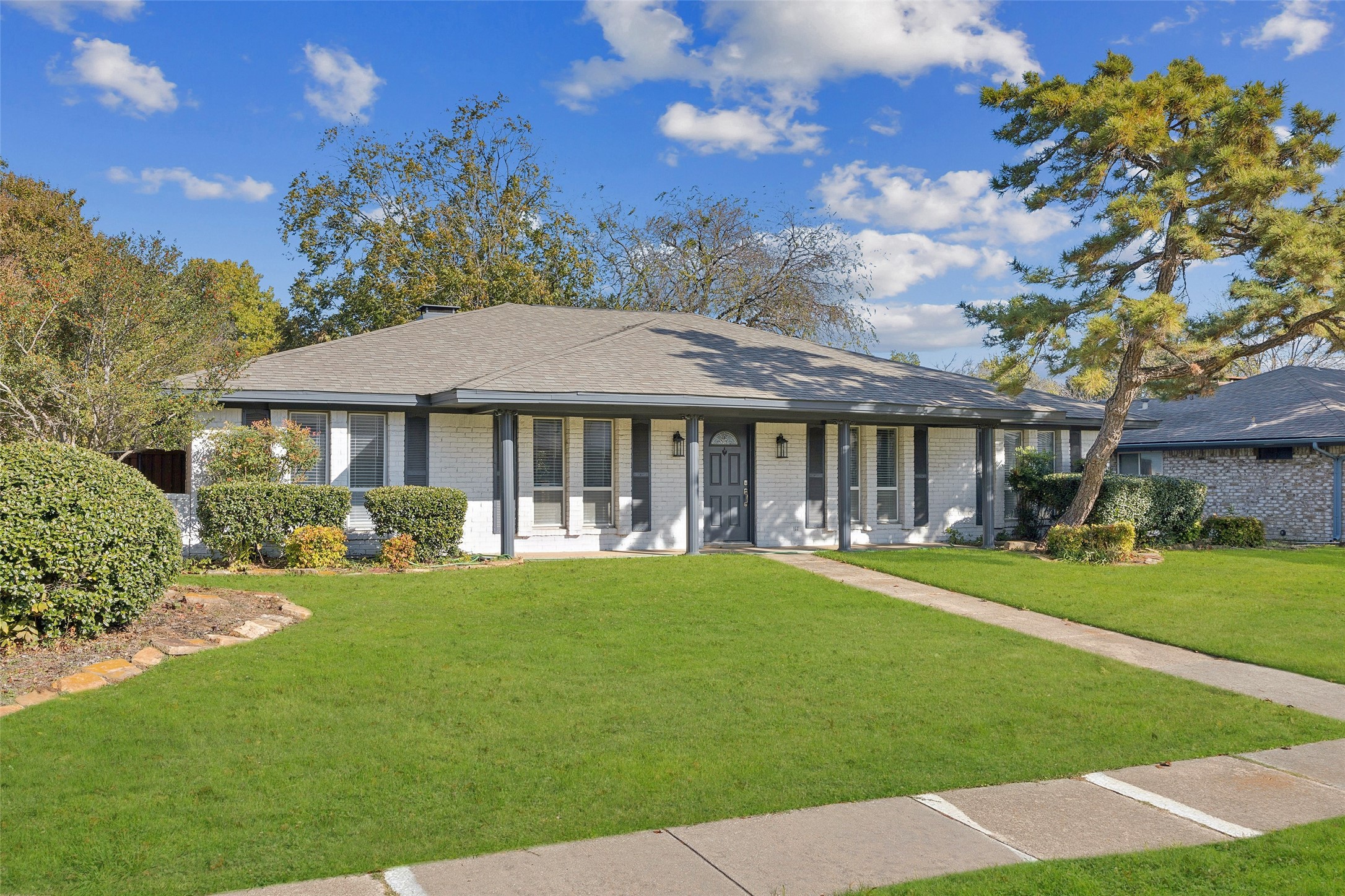 2413 Bluffton Drive