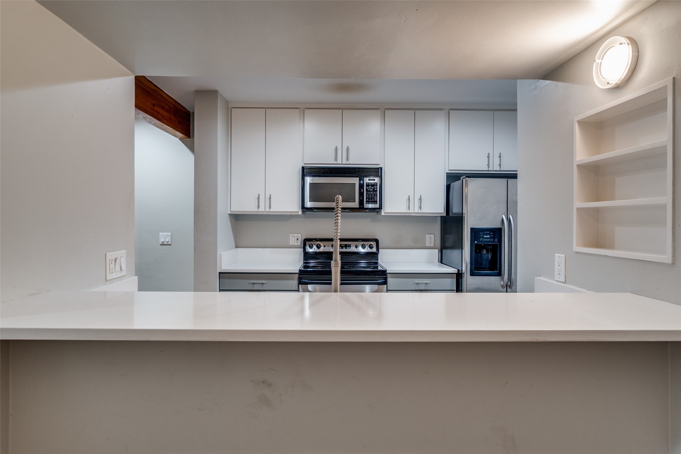4231 Travis Street 20