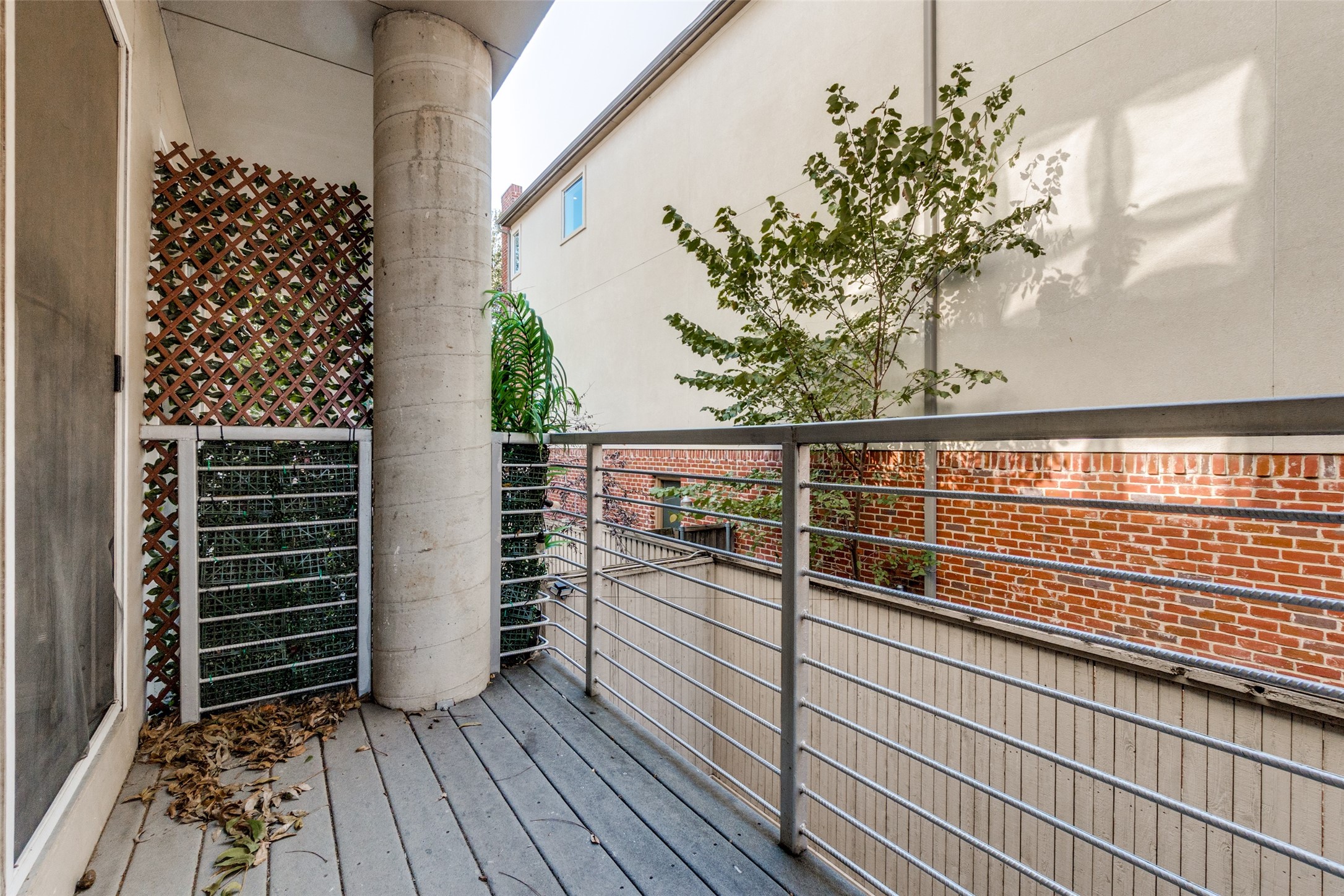 4231 Travis Street 20