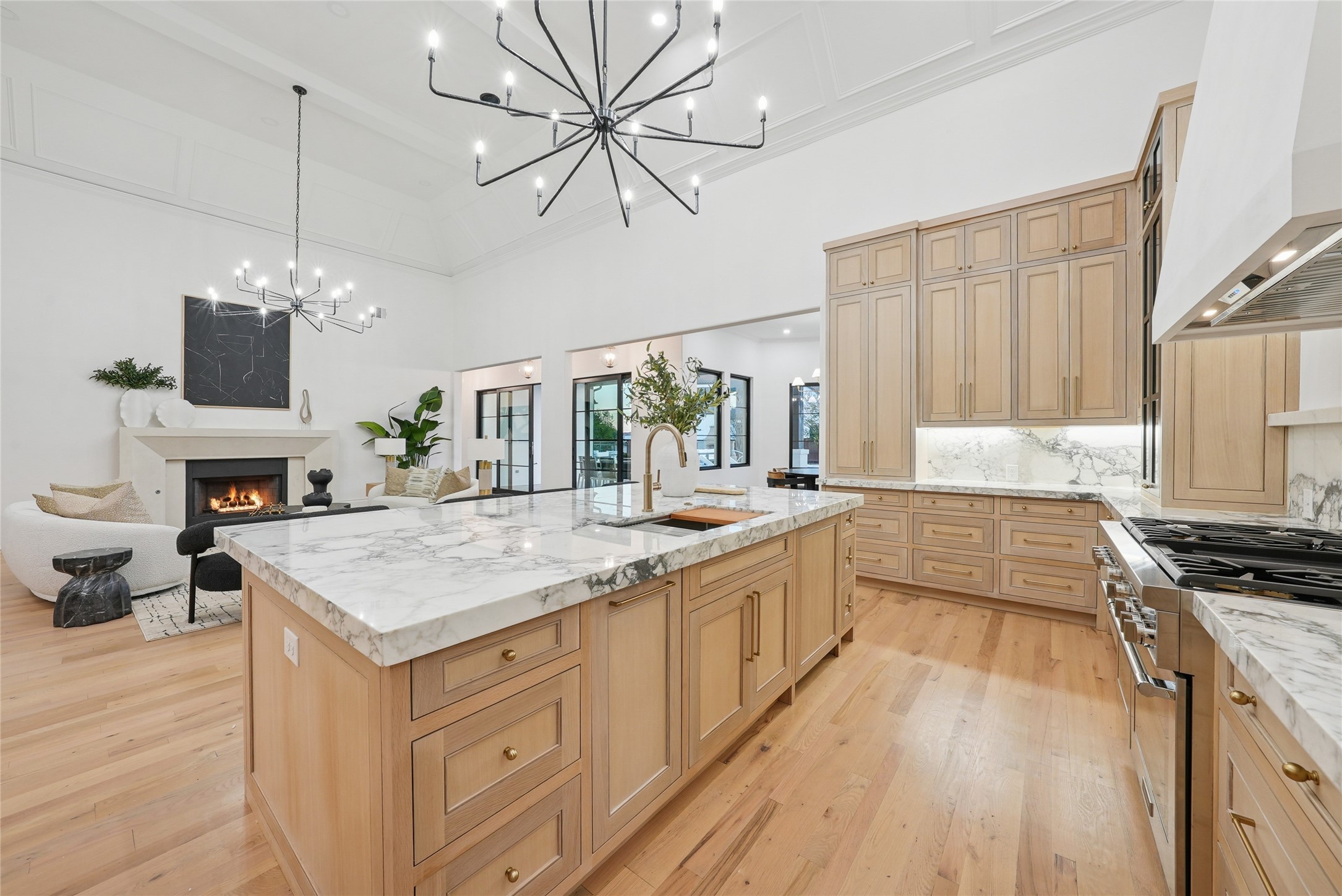 2095 Courtland Drive