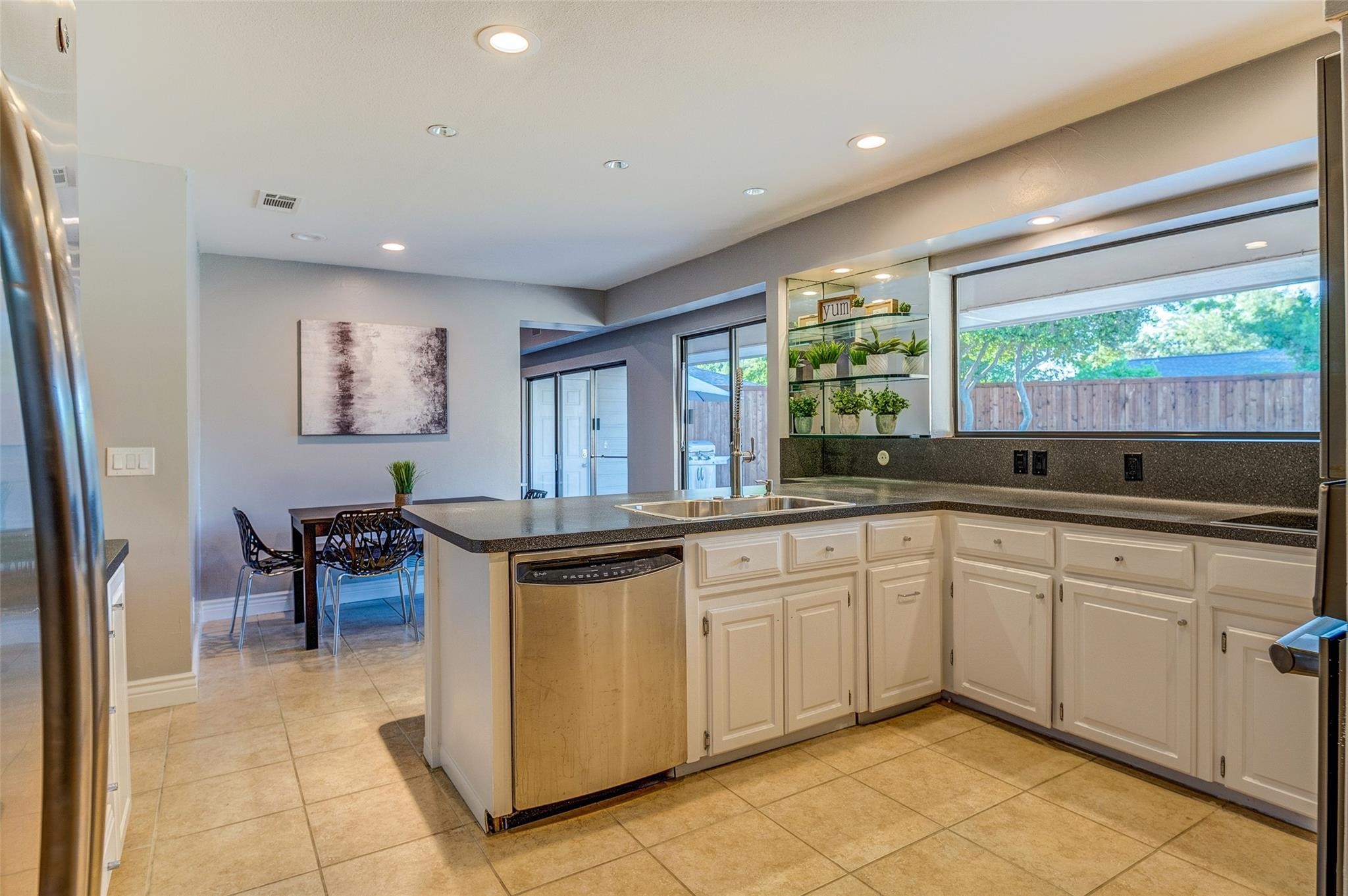 6009 Black Berry Lane