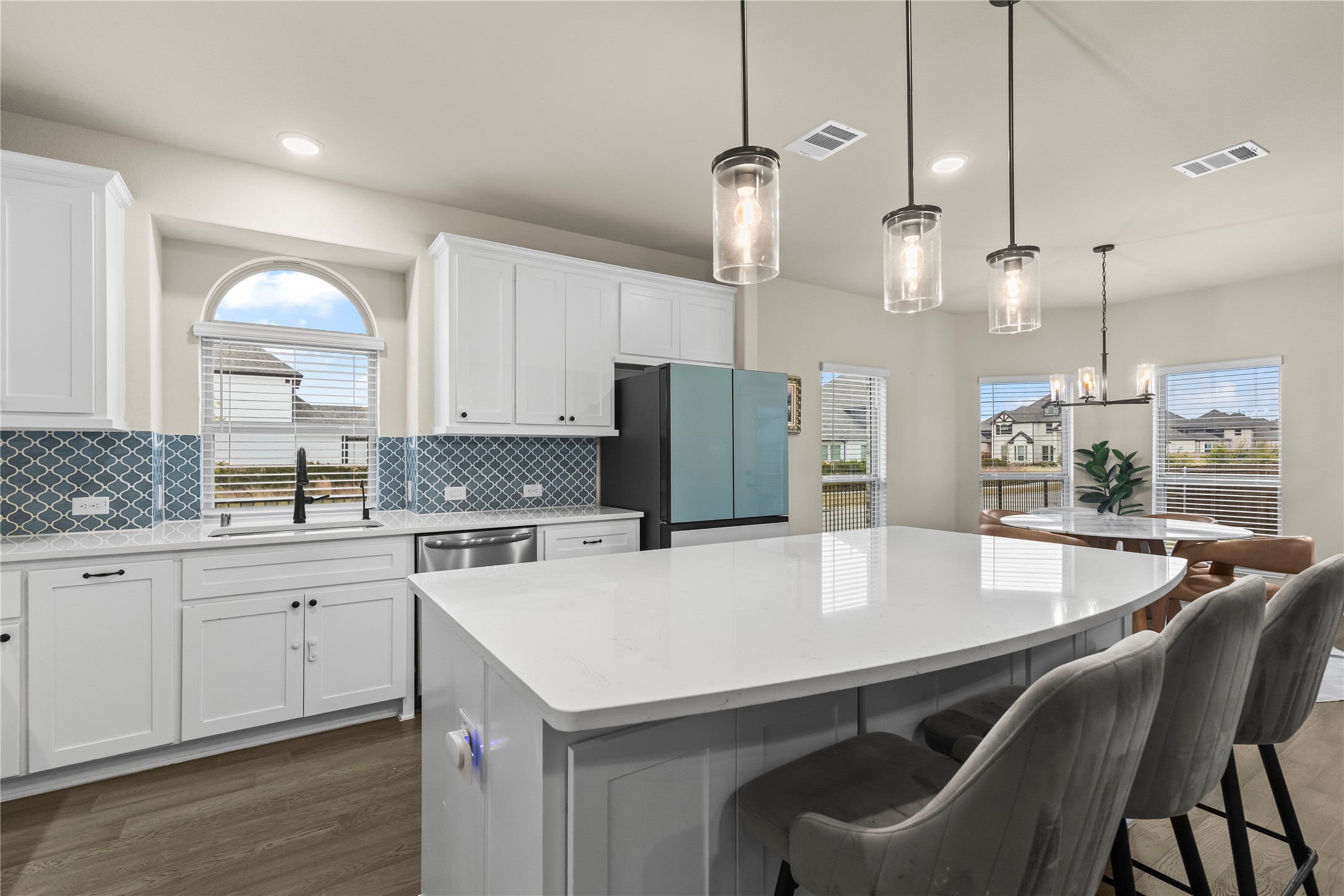 14892 Hometown Drive