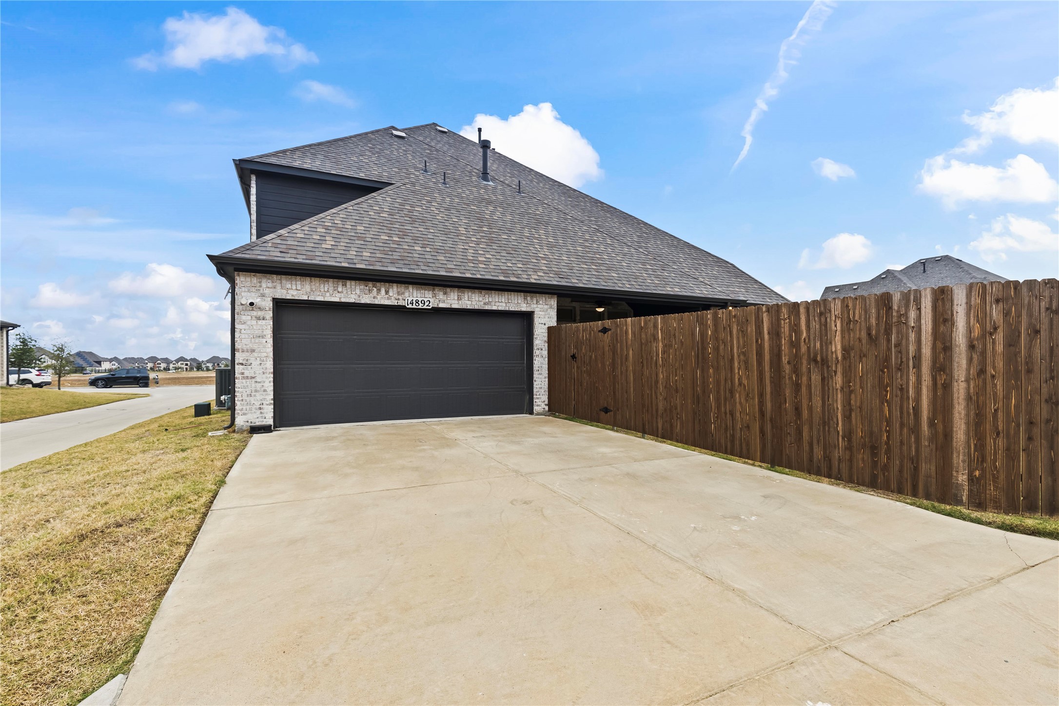 14892 Hometown Drive
