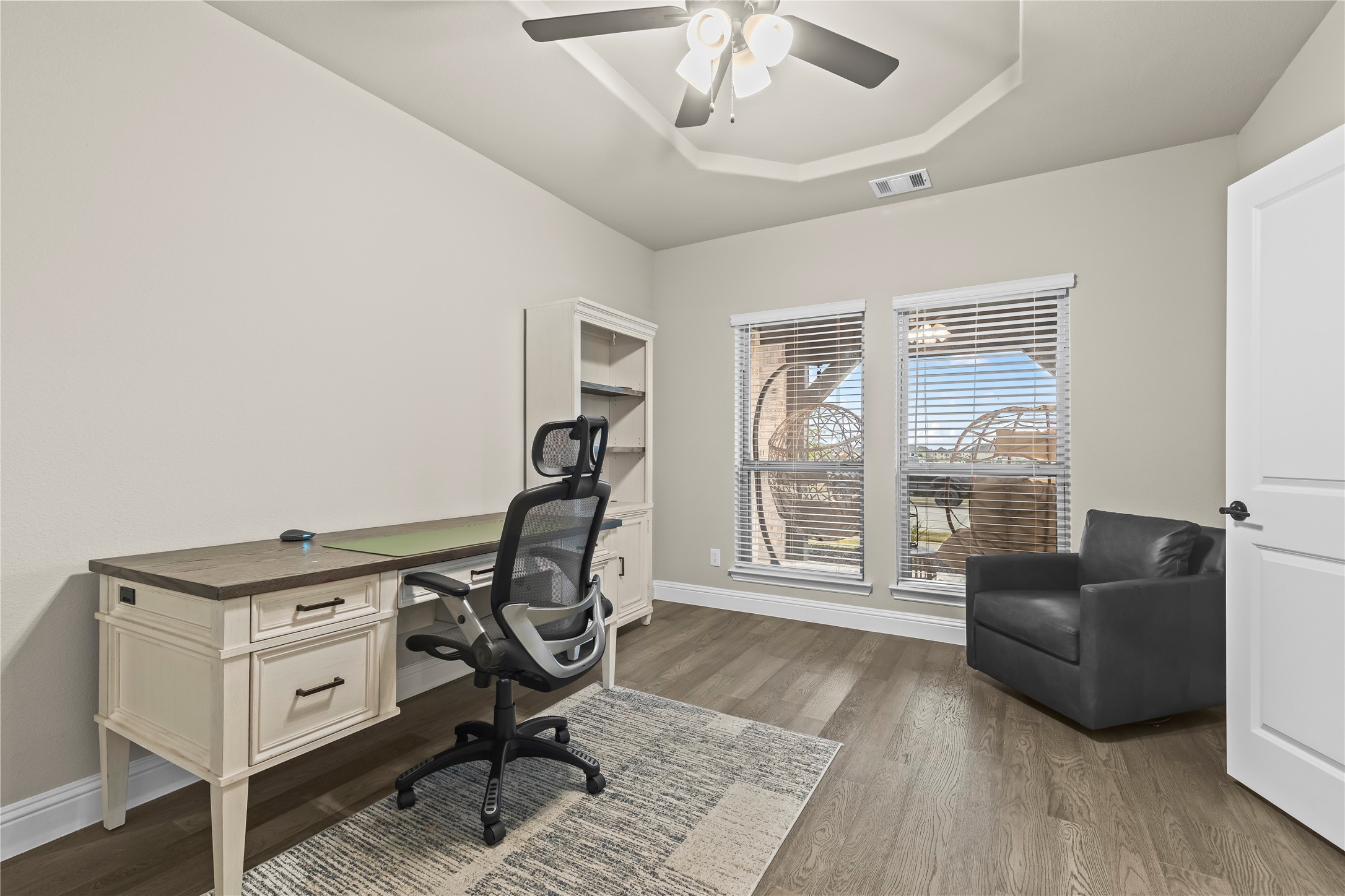 14892 Hometown Drive