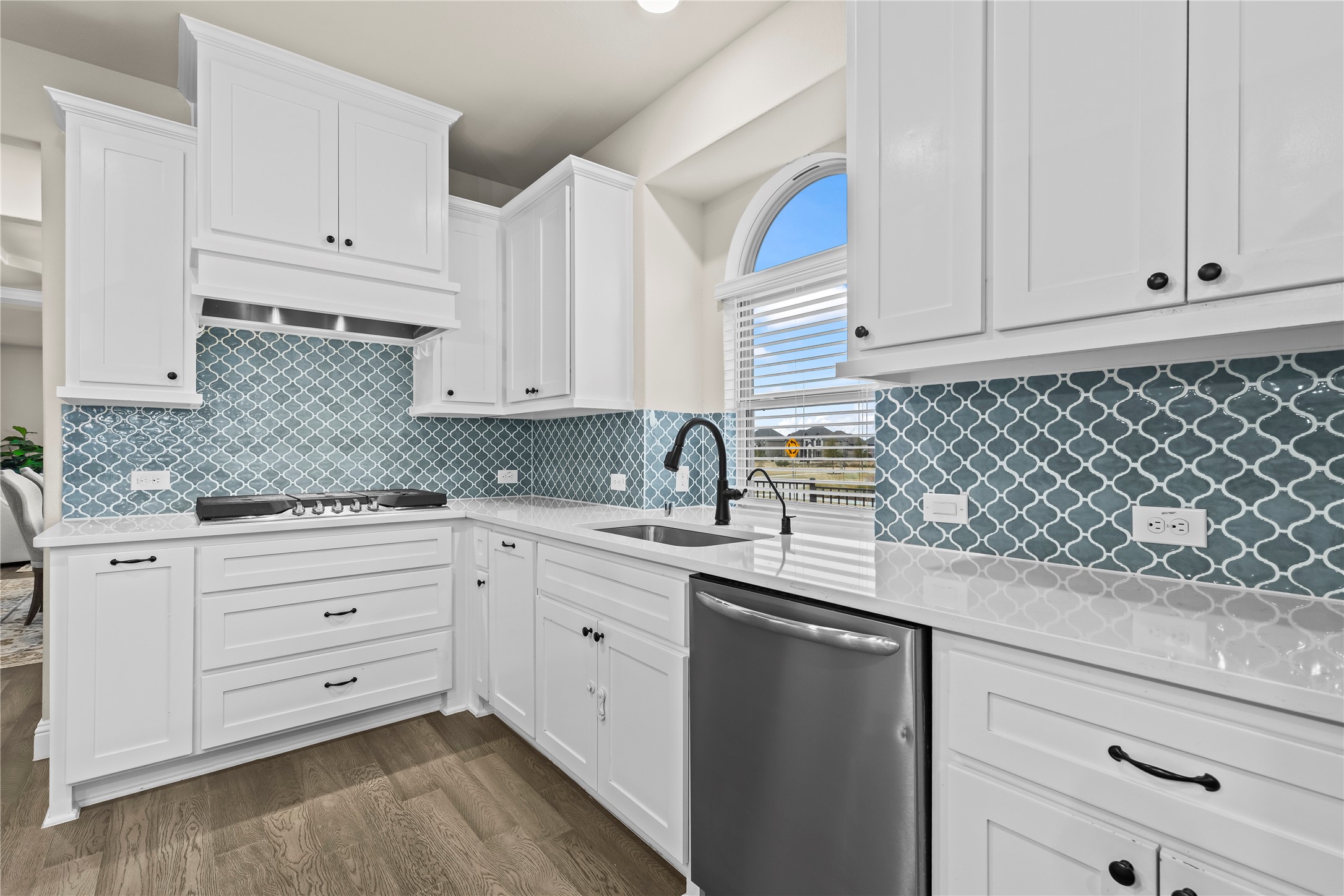 14892 Hometown Drive