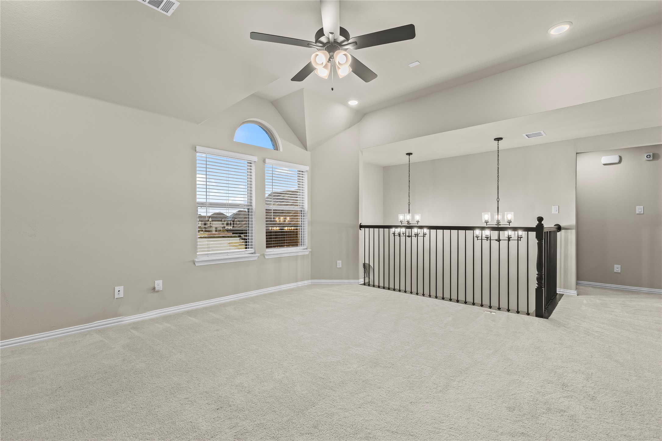 14892 Hometown Drive