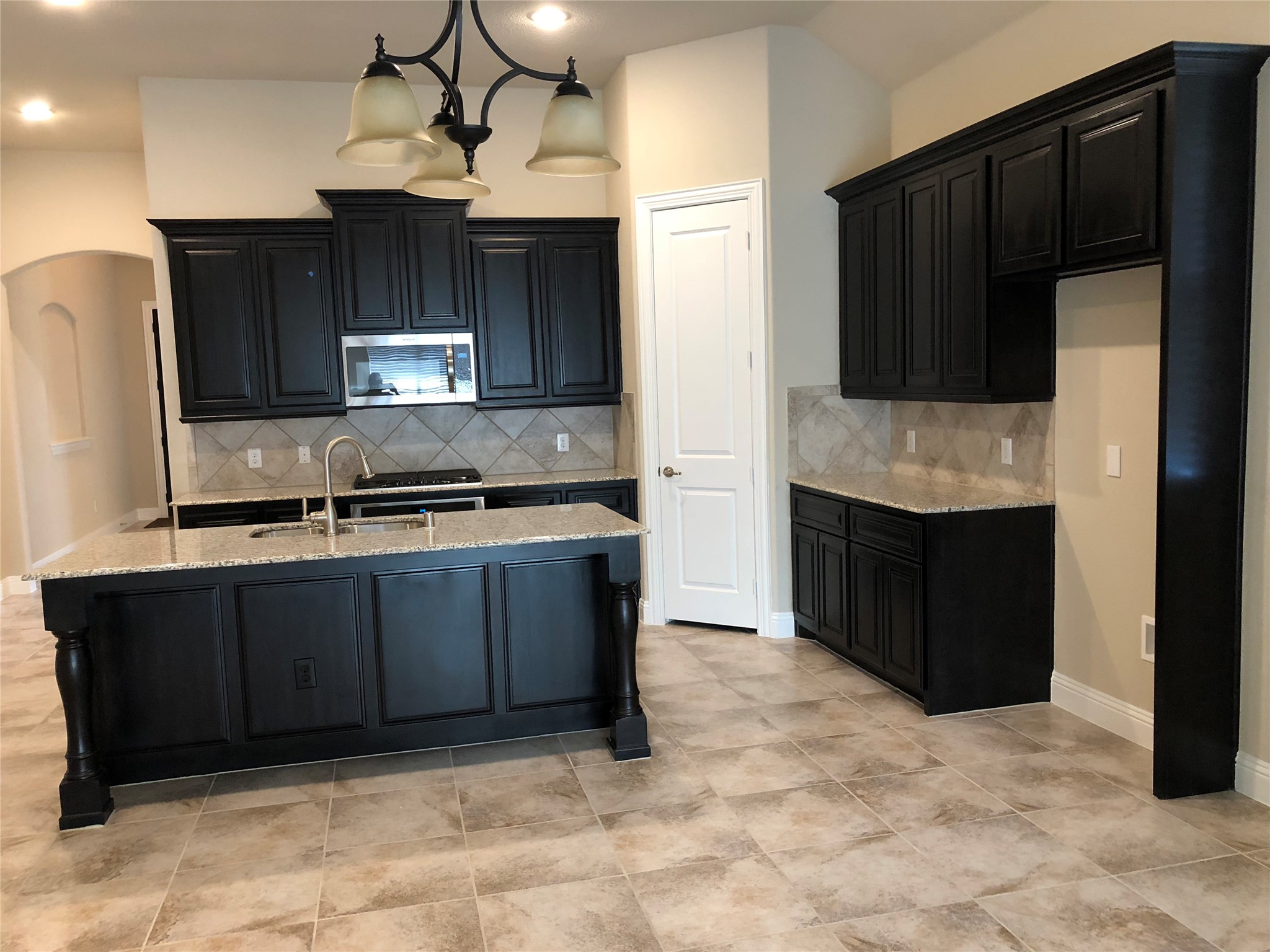1213 Nimitz Lane