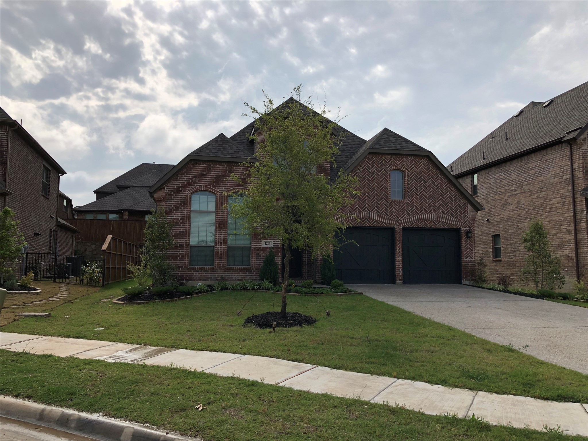 1213 Nimitz Lane