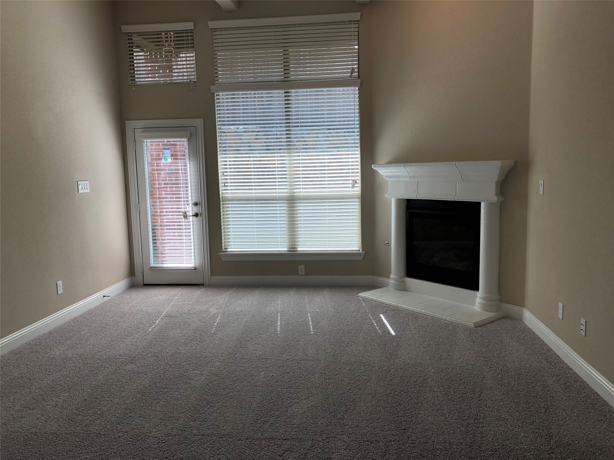 1213 Nimitz Lane