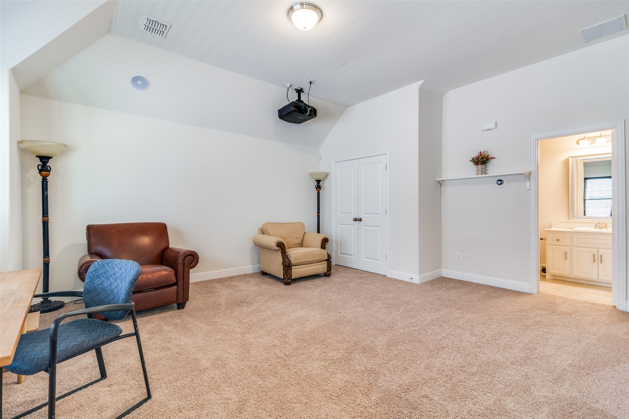 780 Mountcastle Drive