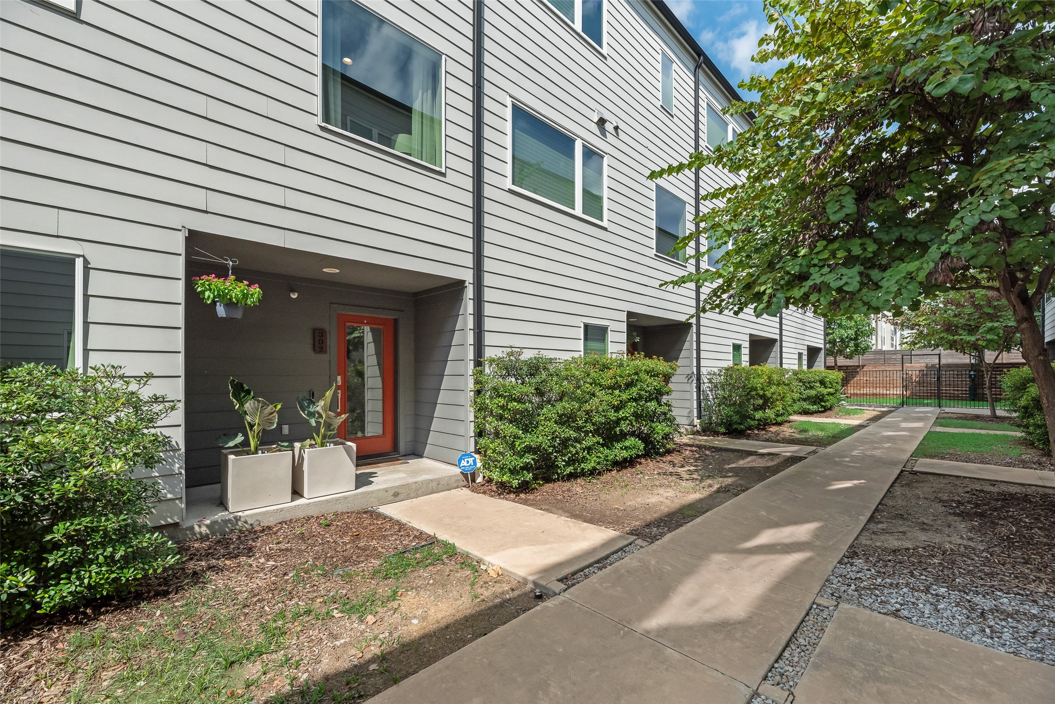 4705 Bryan Street 302
