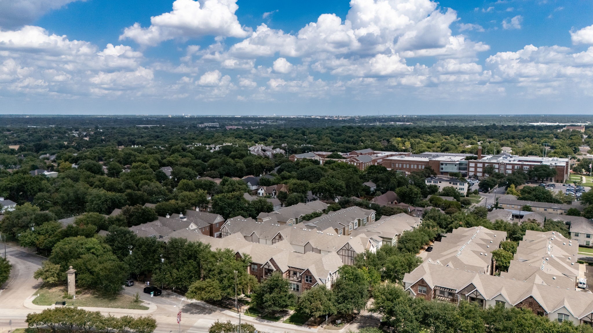 1600 Abrams Road 45