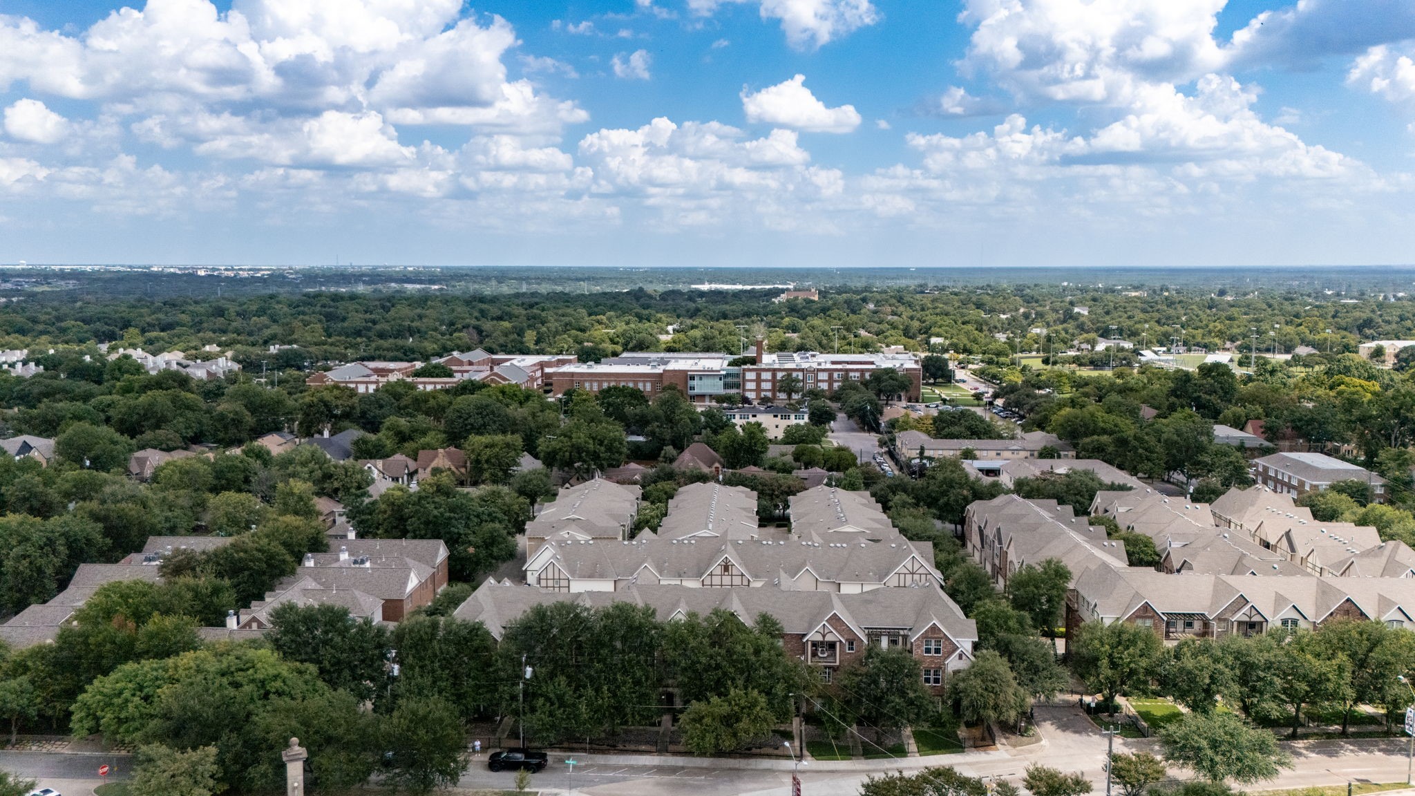 1600 Abrams Road 45