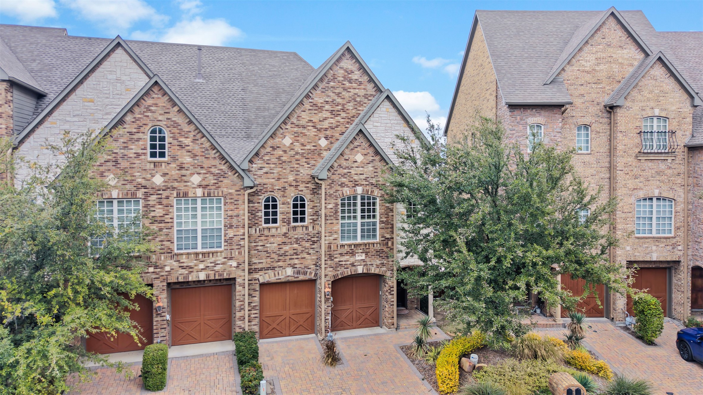 571 Rockingham Drive