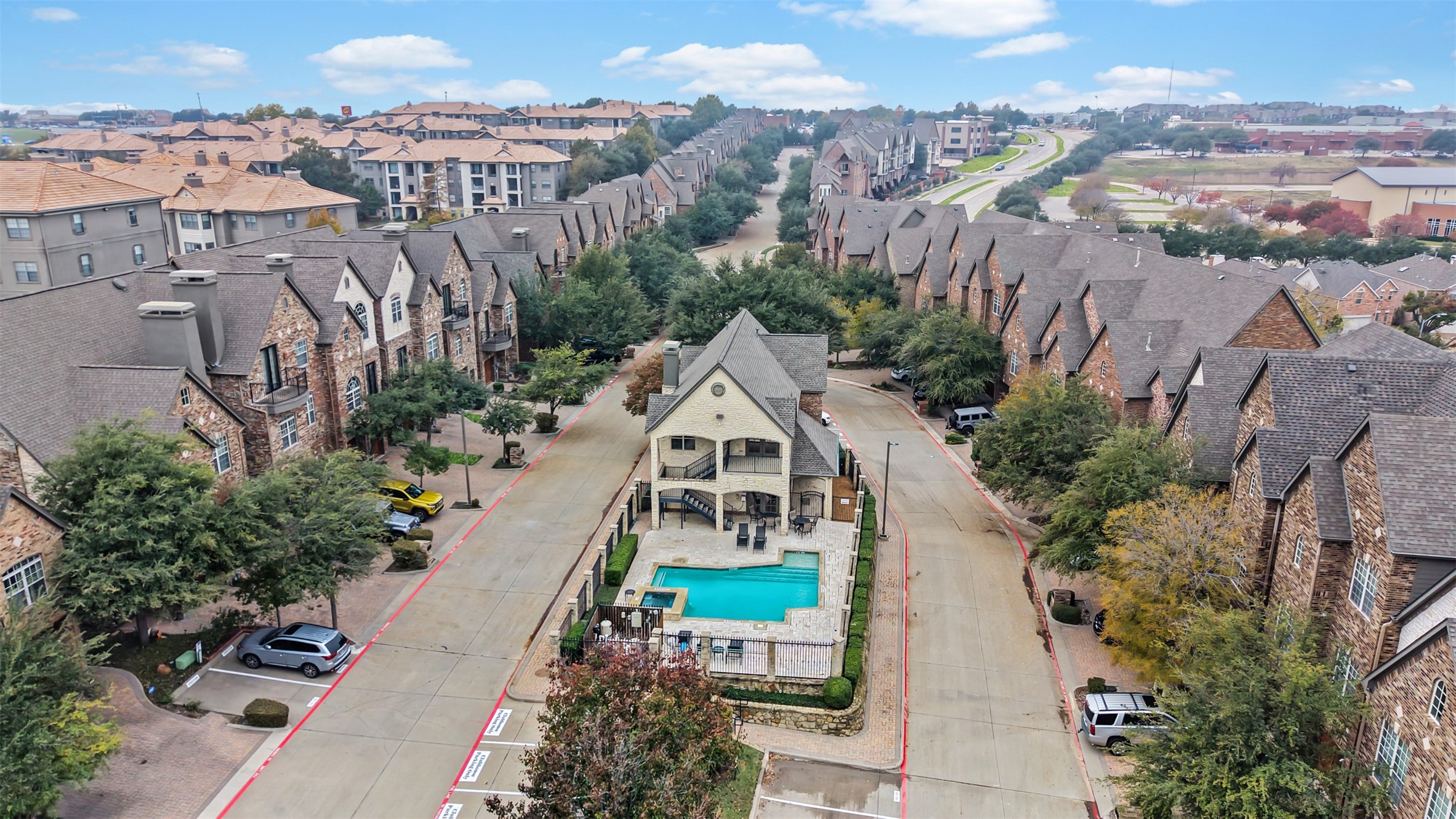 571 Rockingham Drive