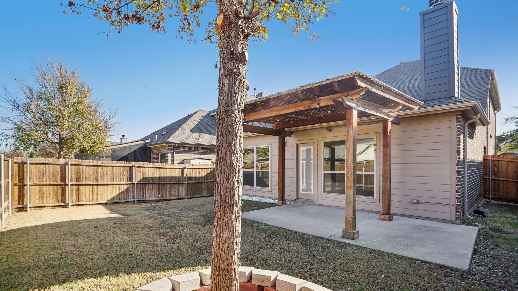 9904 Copperhead Lane
