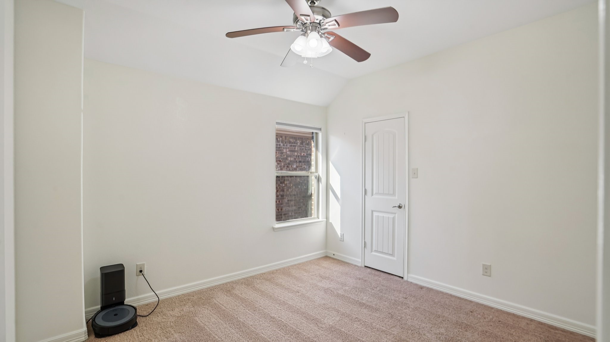 9904 Copperhead Lane