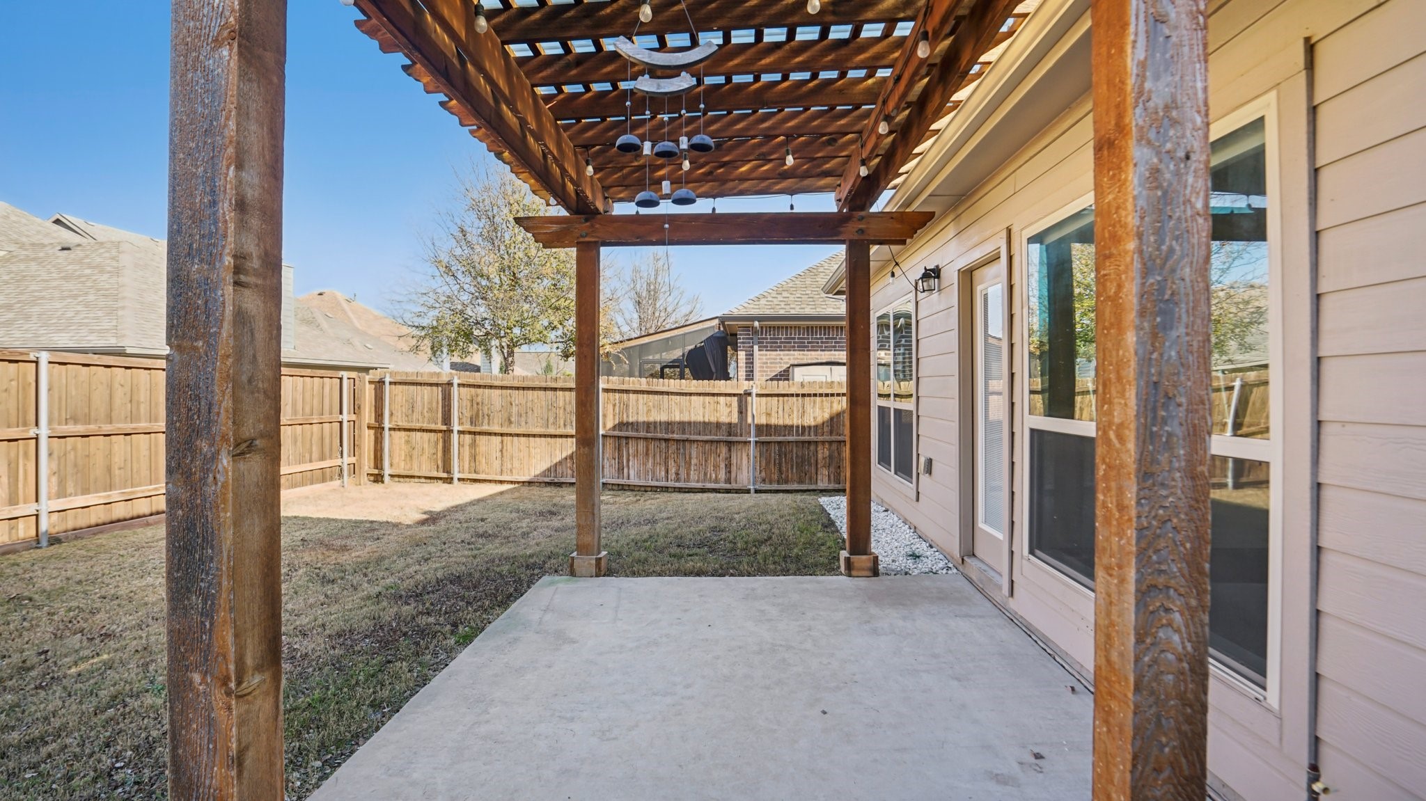 9904 Copperhead Lane