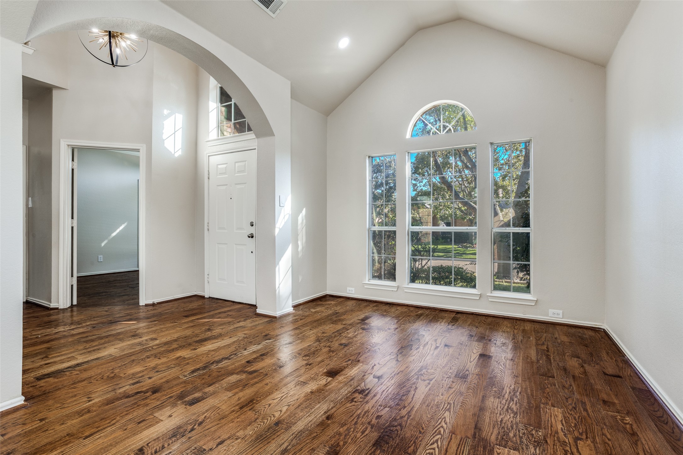 10620 Bancroft Lane