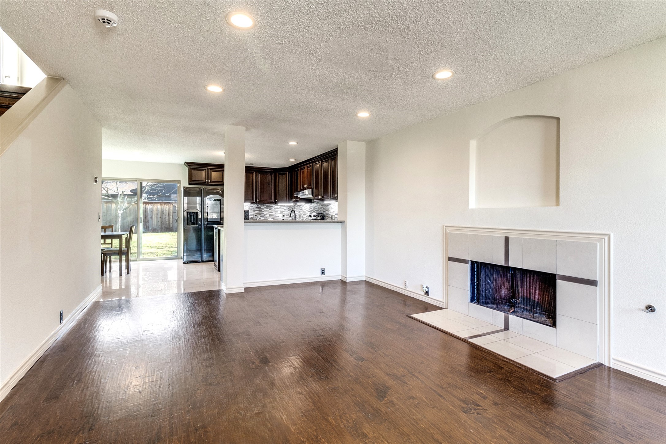 4910 Urban Avenue