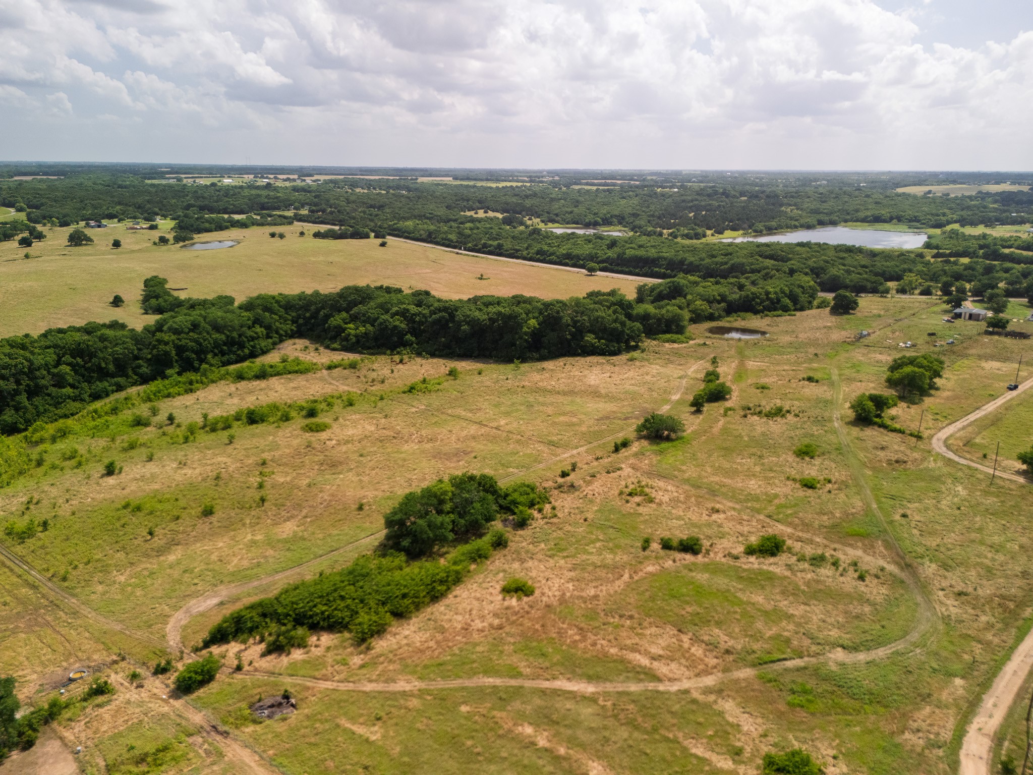 TBD 28 Acres FM 1752