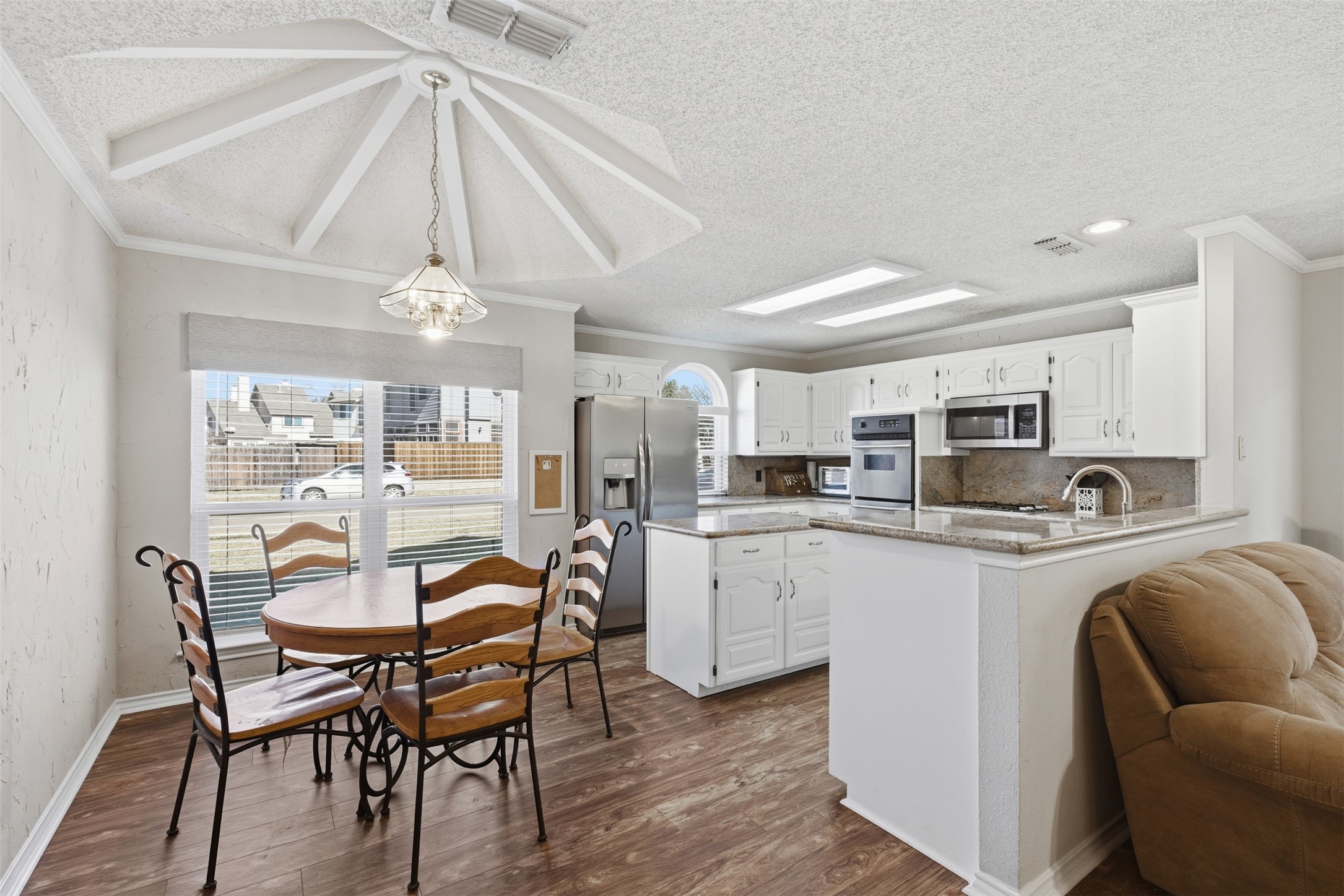 1133 Seminole Trail