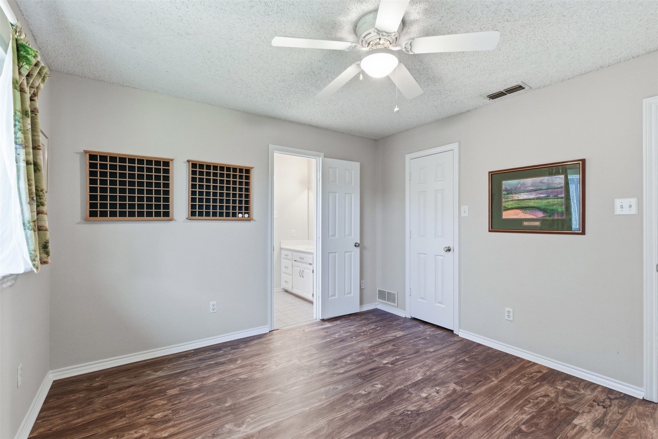 1133 Seminole Trail