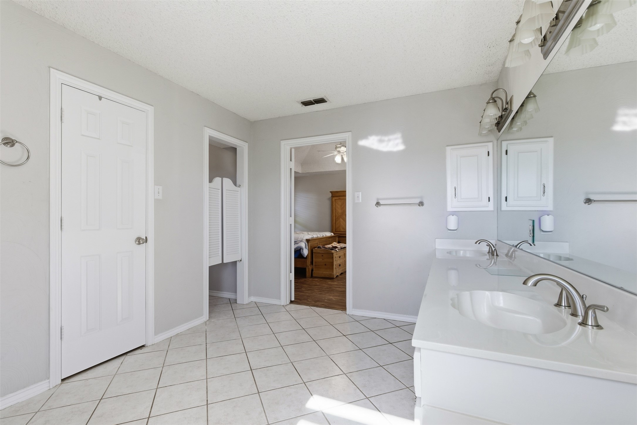 1133 Seminole Trail