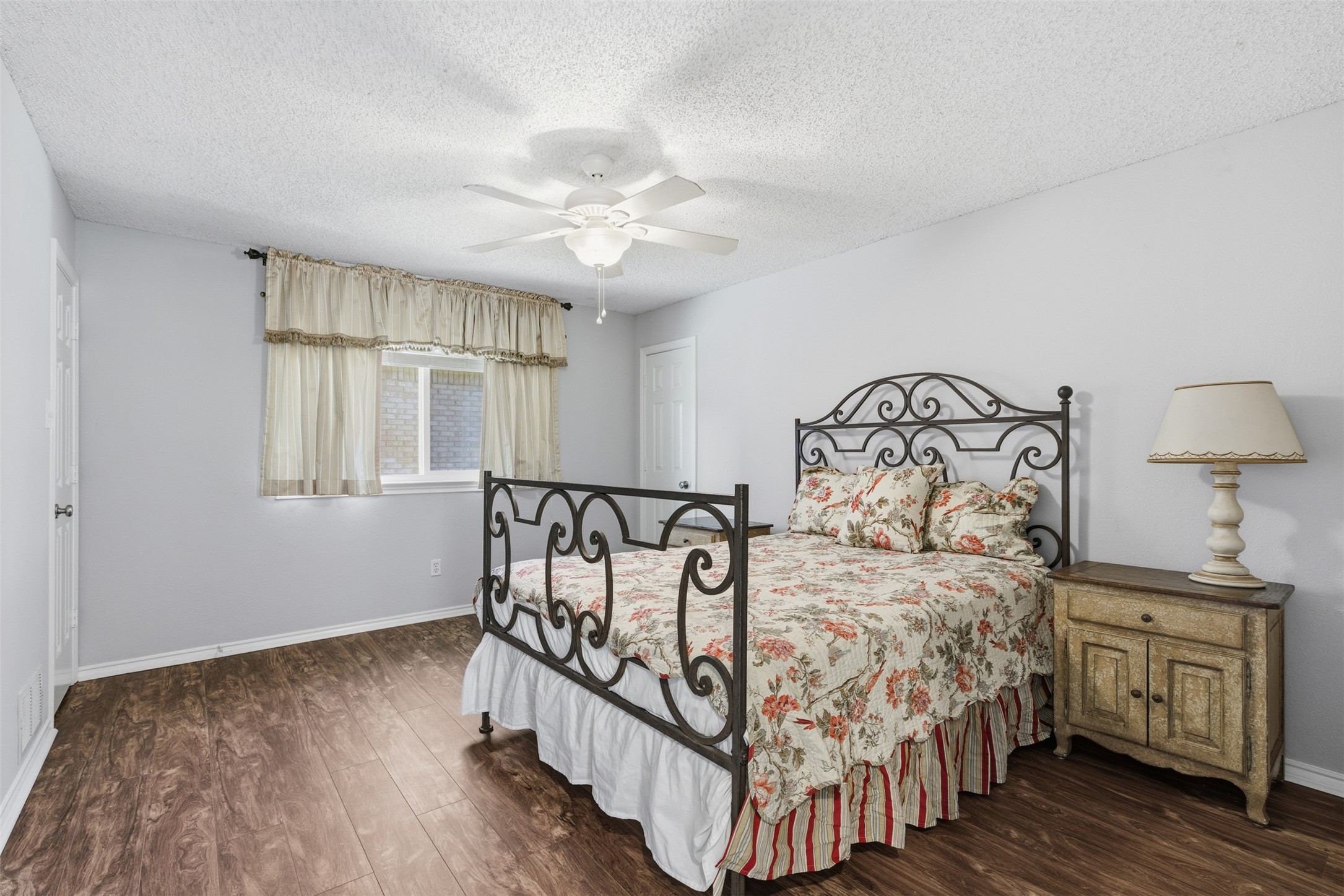 1133 Seminole Trail