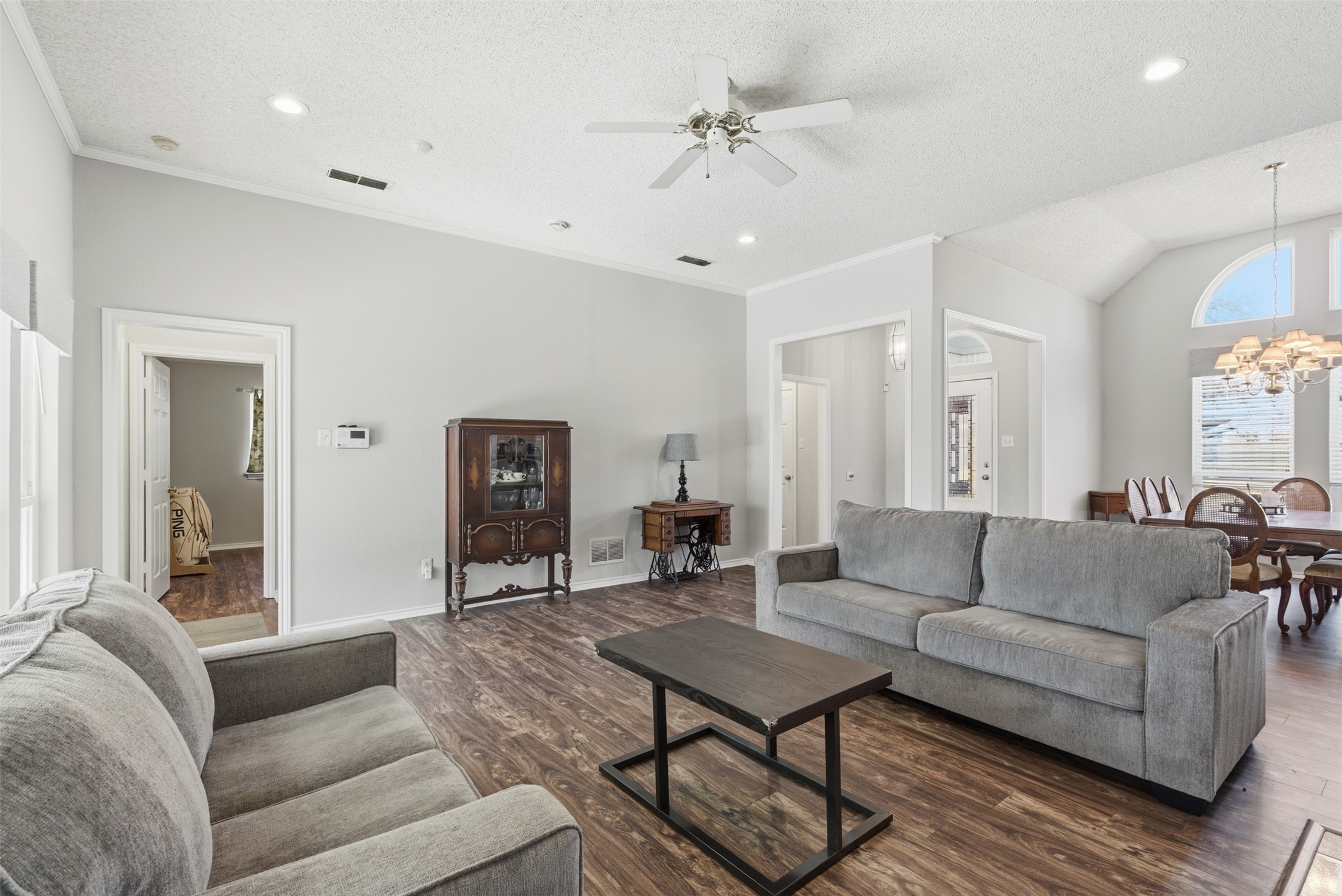 1133 Seminole Trail