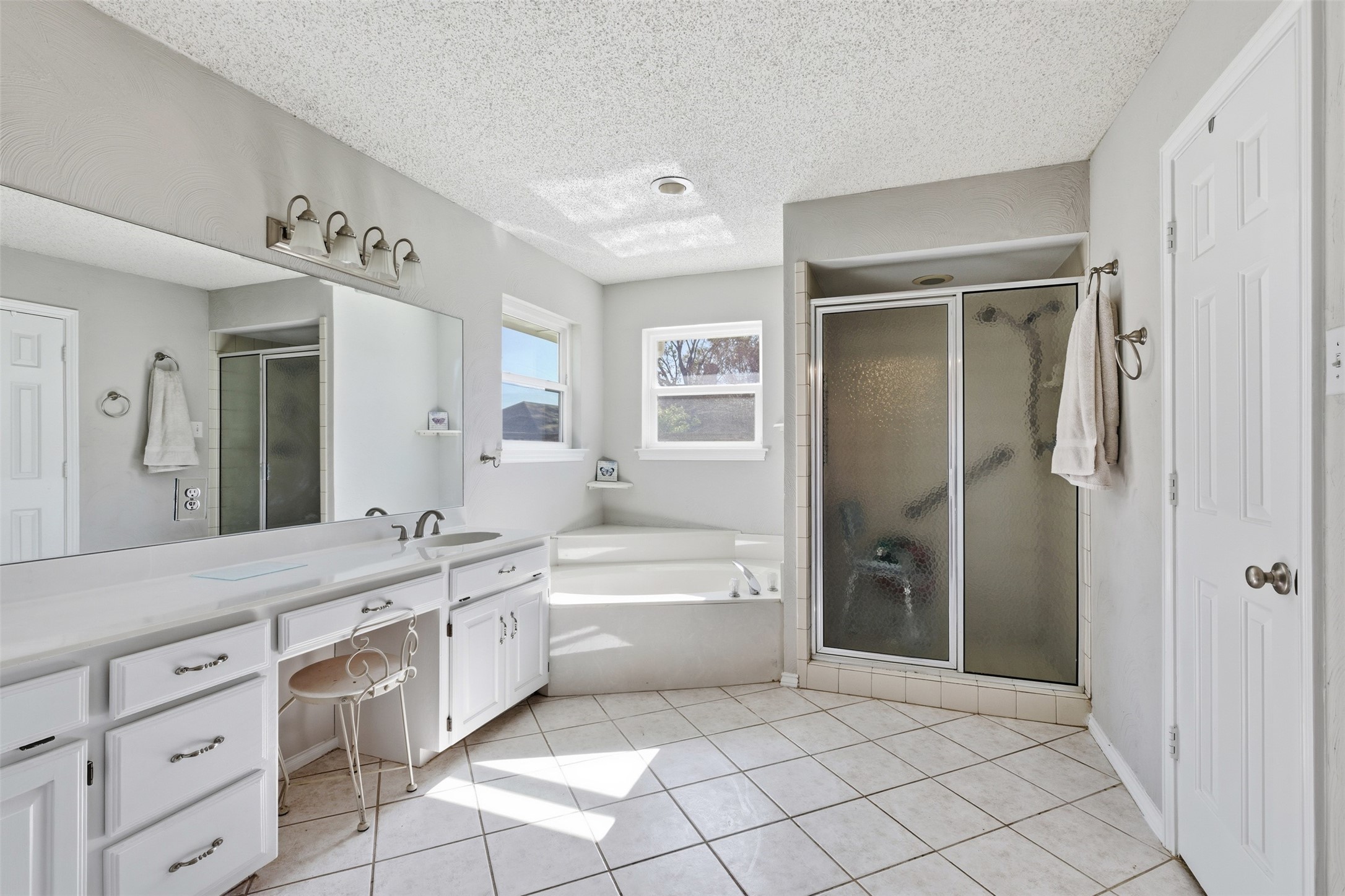 1133 Seminole Trail