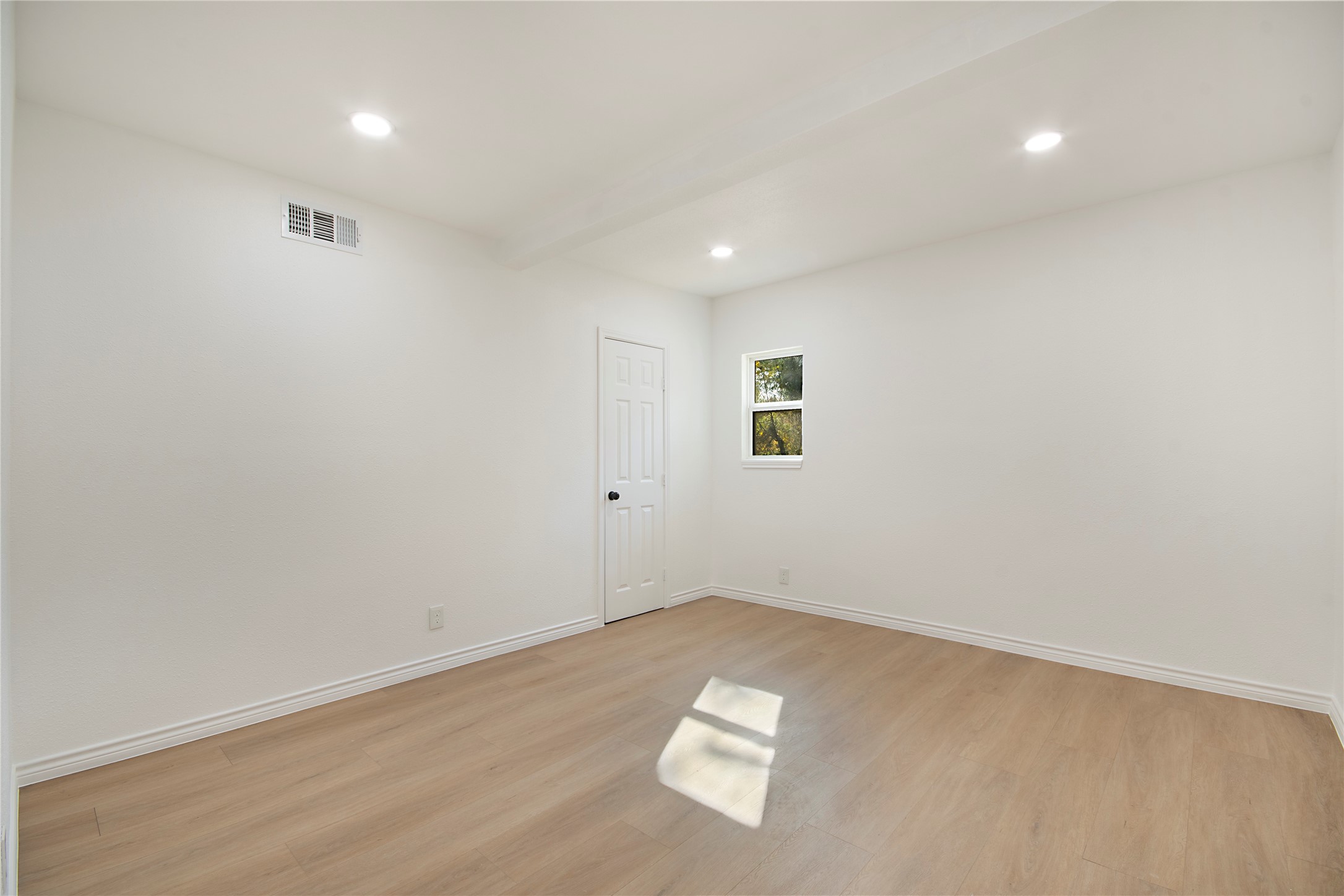 2510 Gladiolus Lane