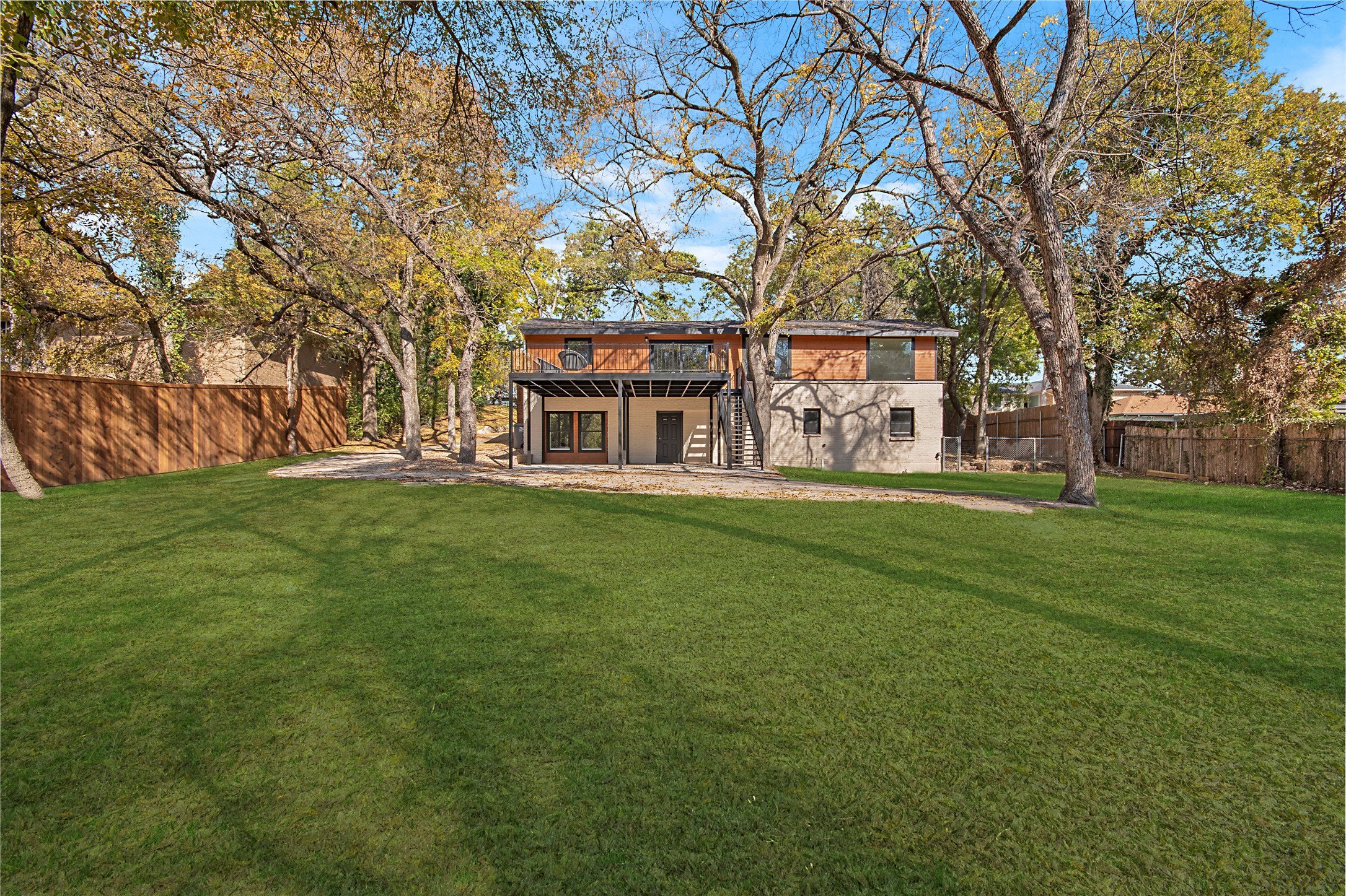 2510 Gladiolus Lane