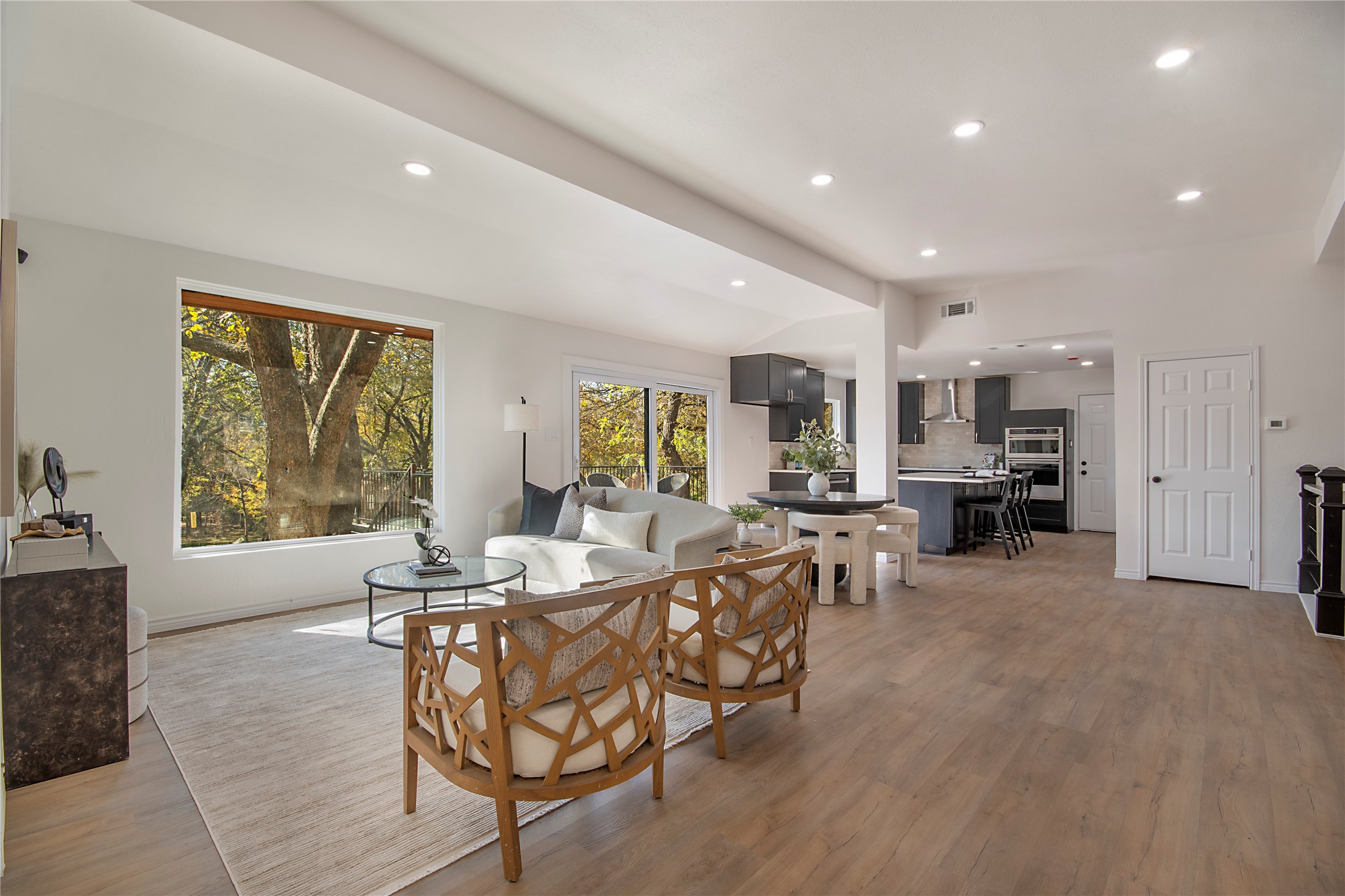 2510 Gladiolus Lane