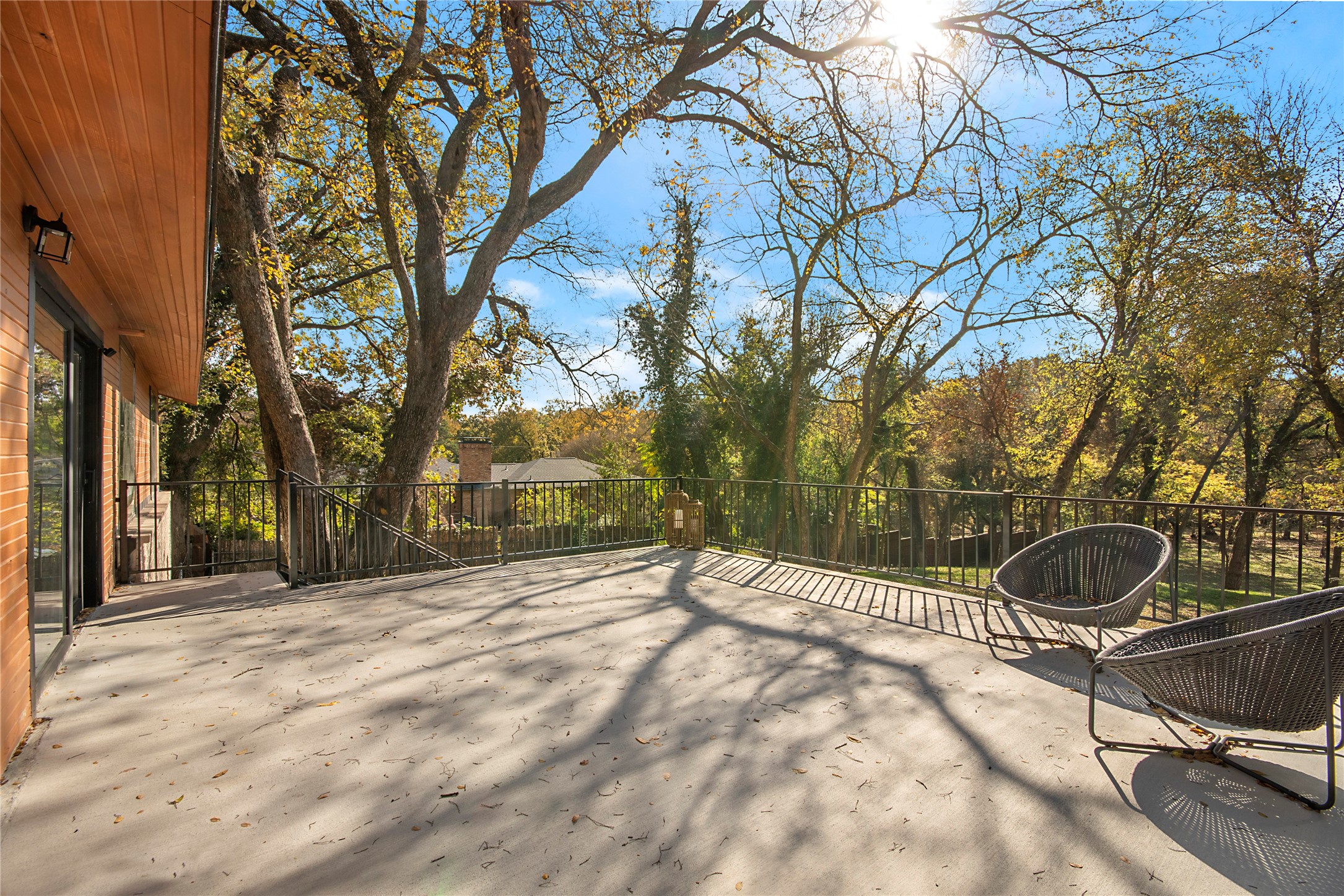 2510 Gladiolus Lane