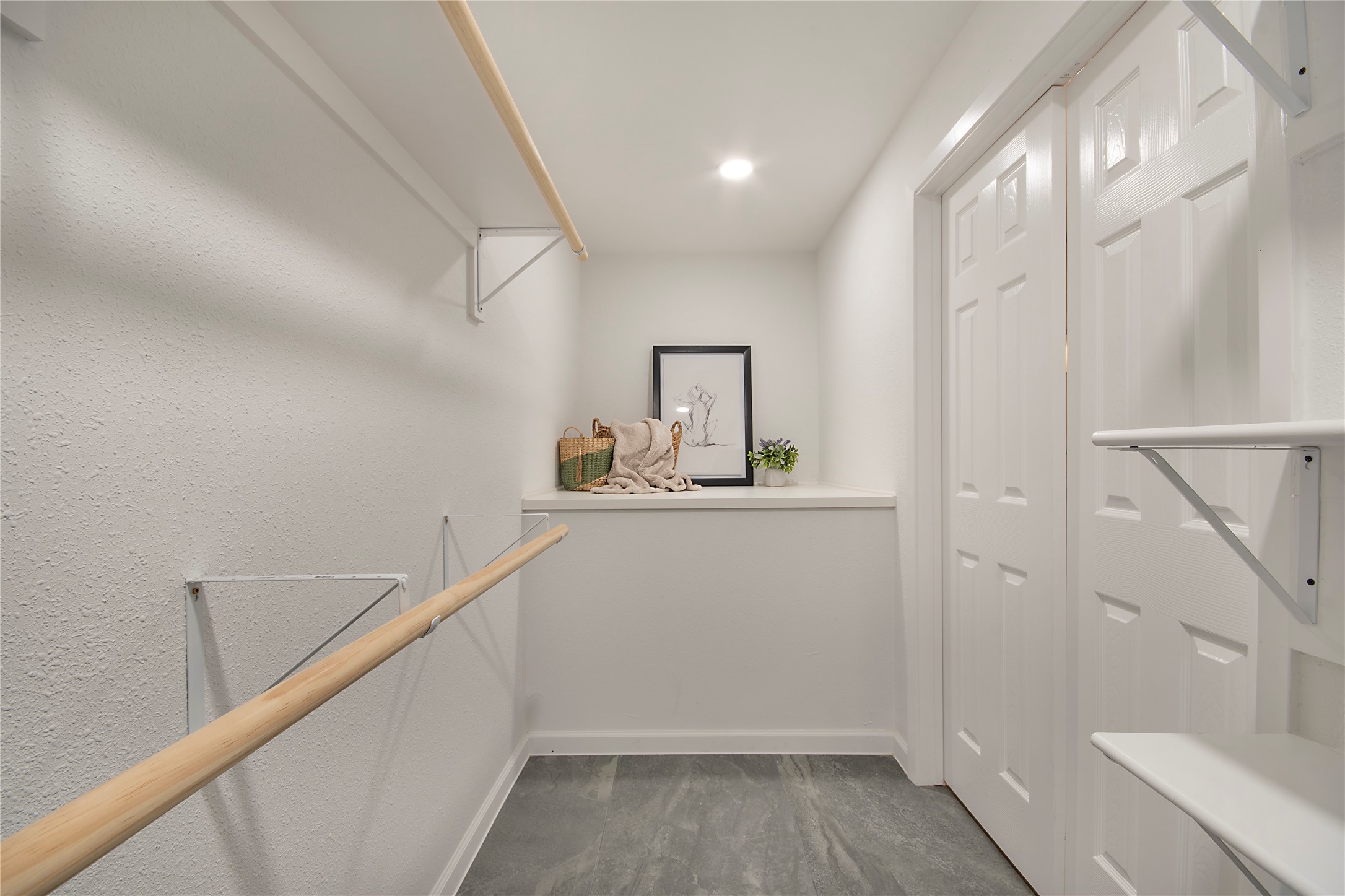 2510 Gladiolus Lane