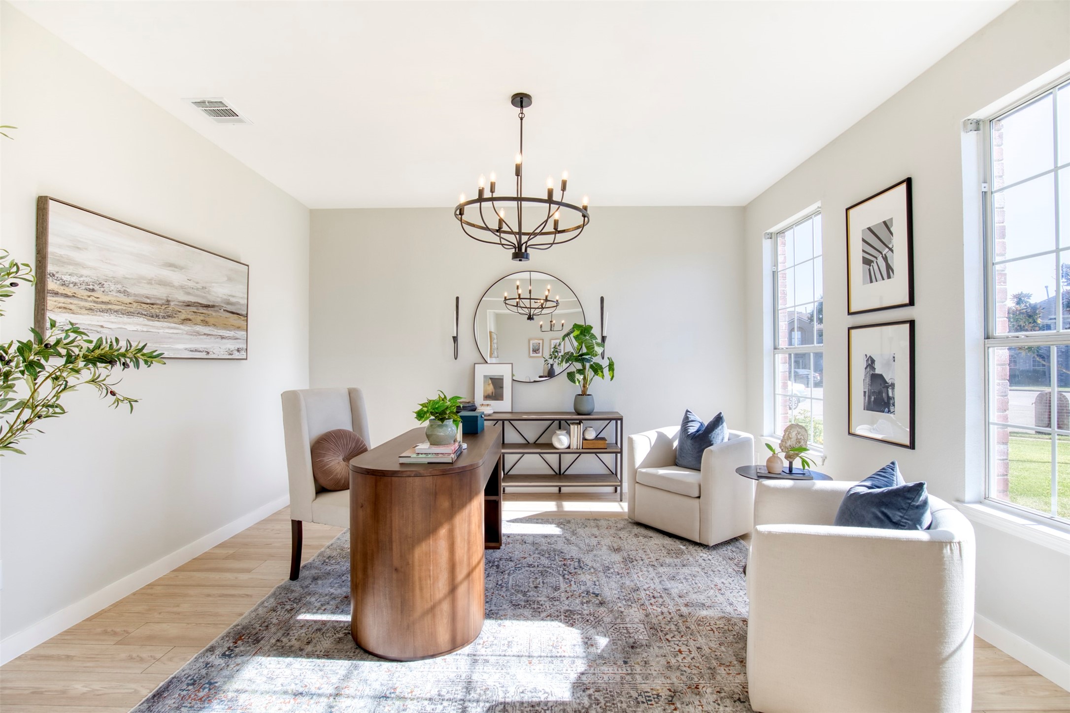 5202 Orlando Circle