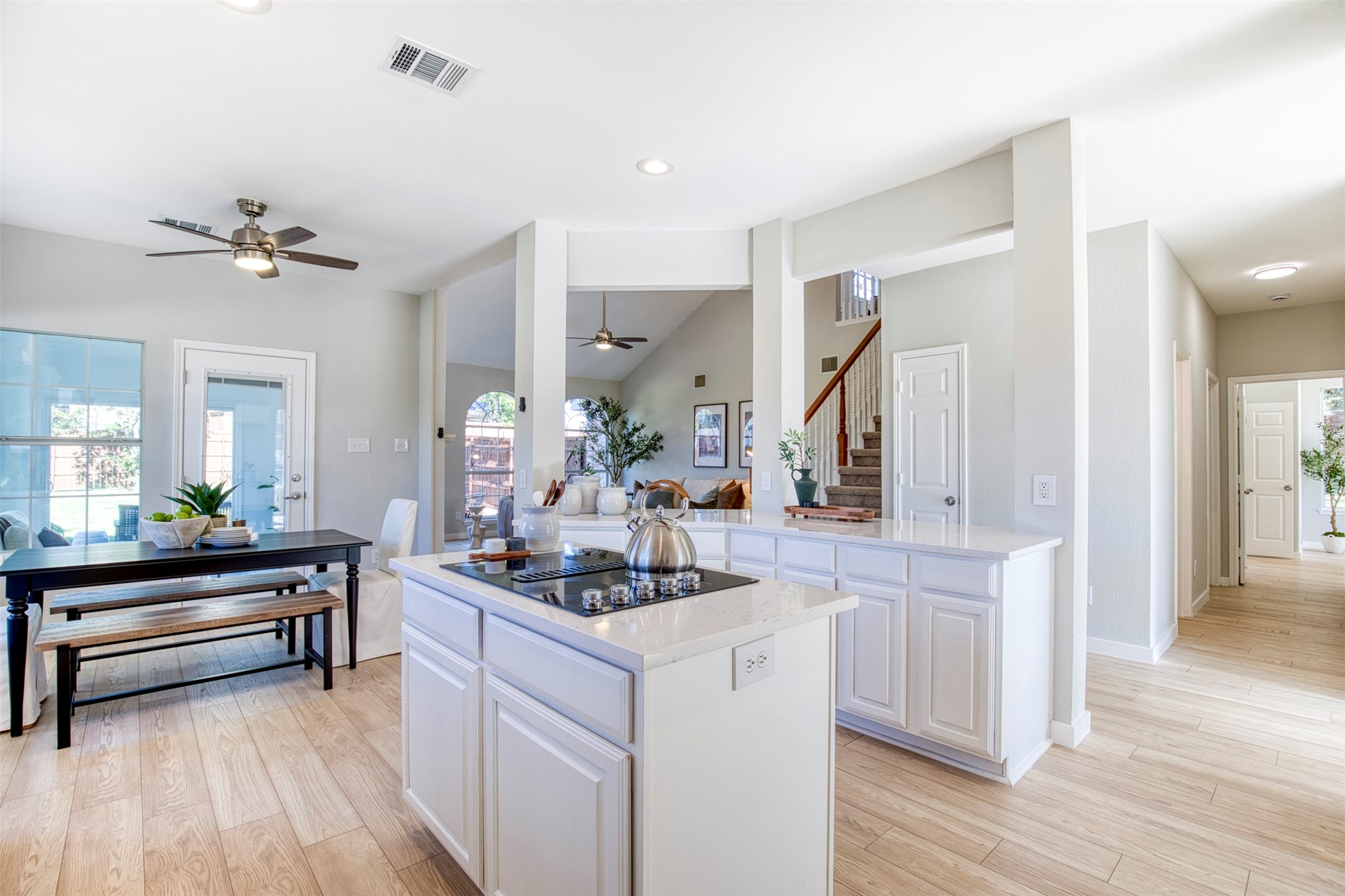 5202 Orlando Circle