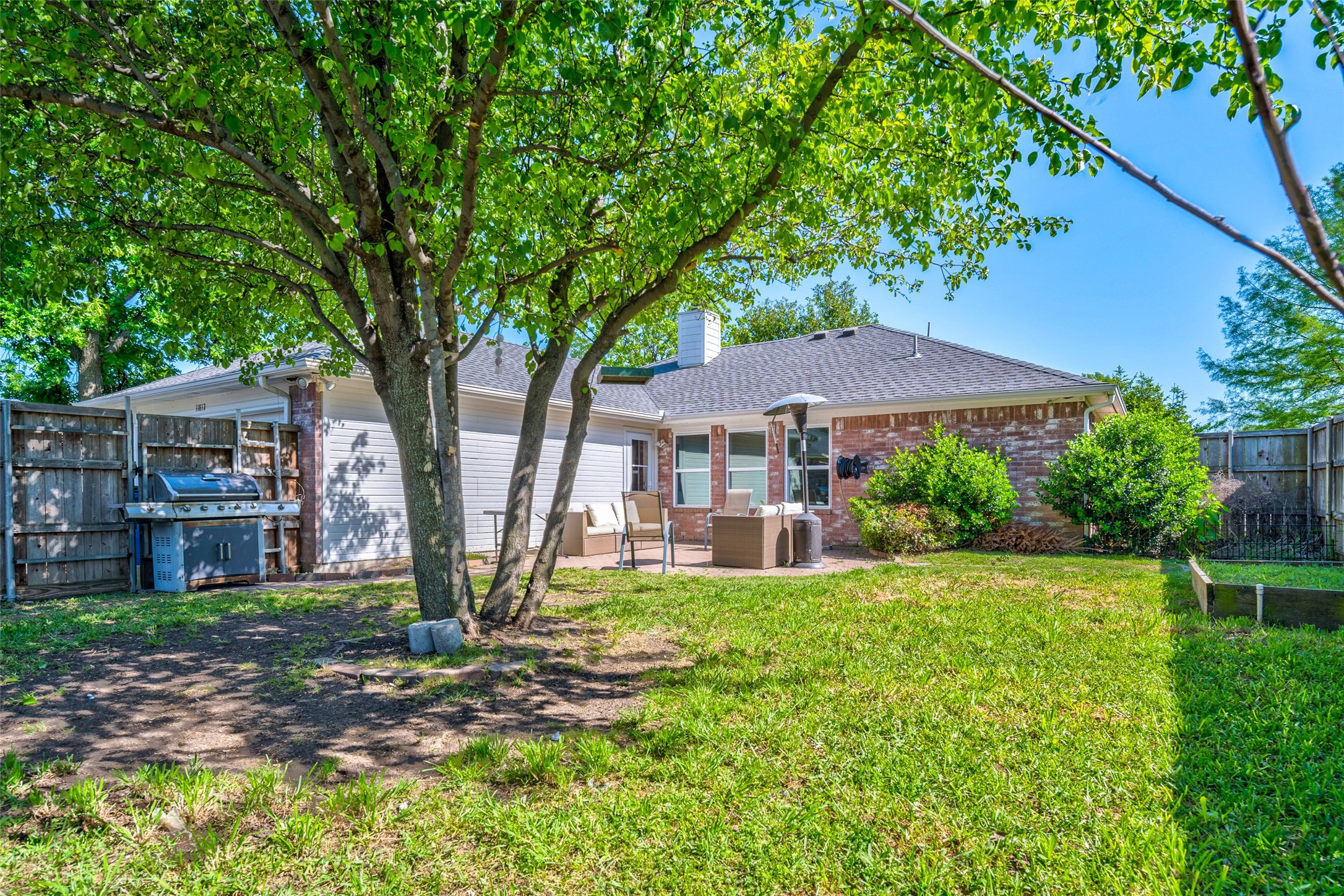 11812 Canoe Road