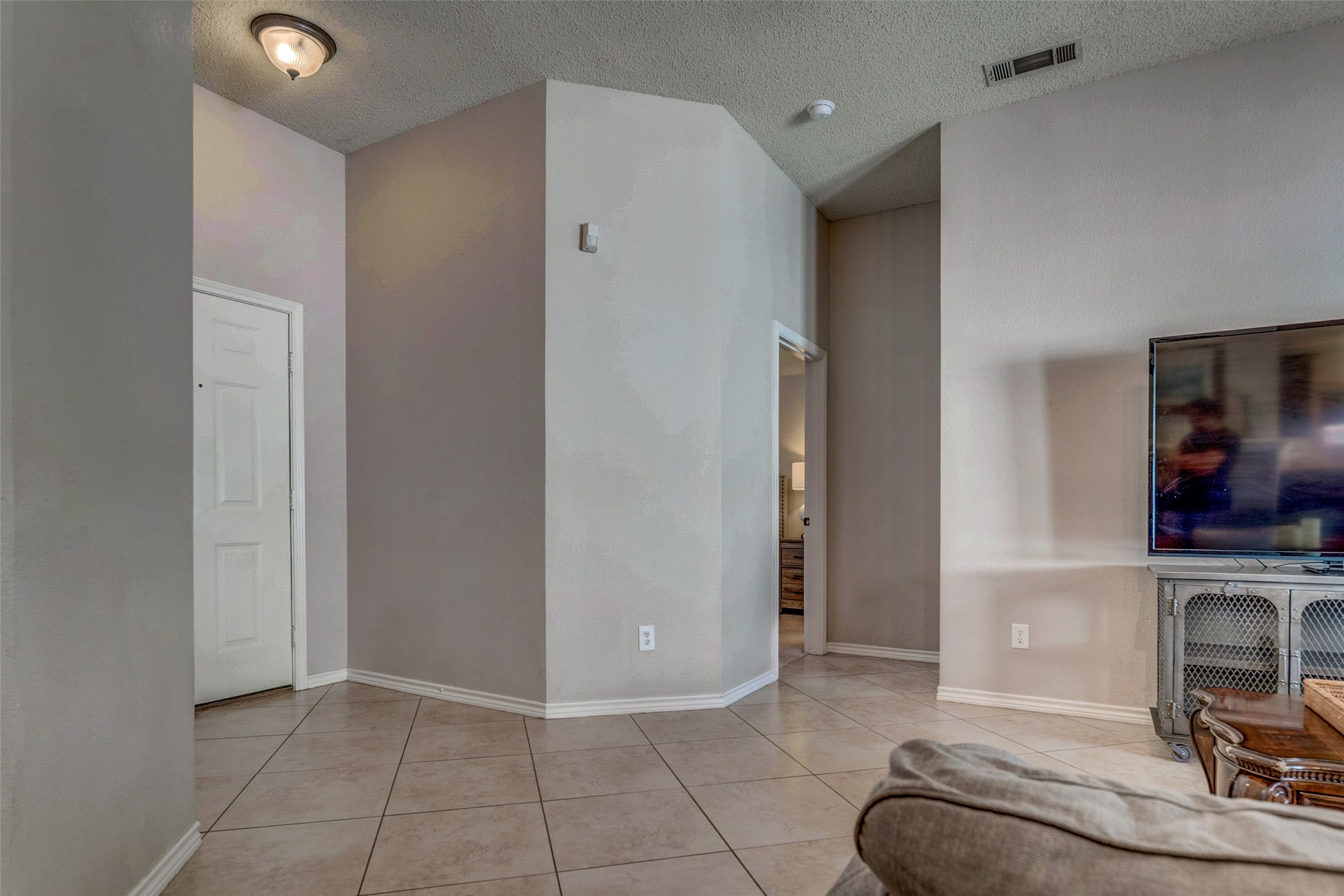 11812 Canoe Road