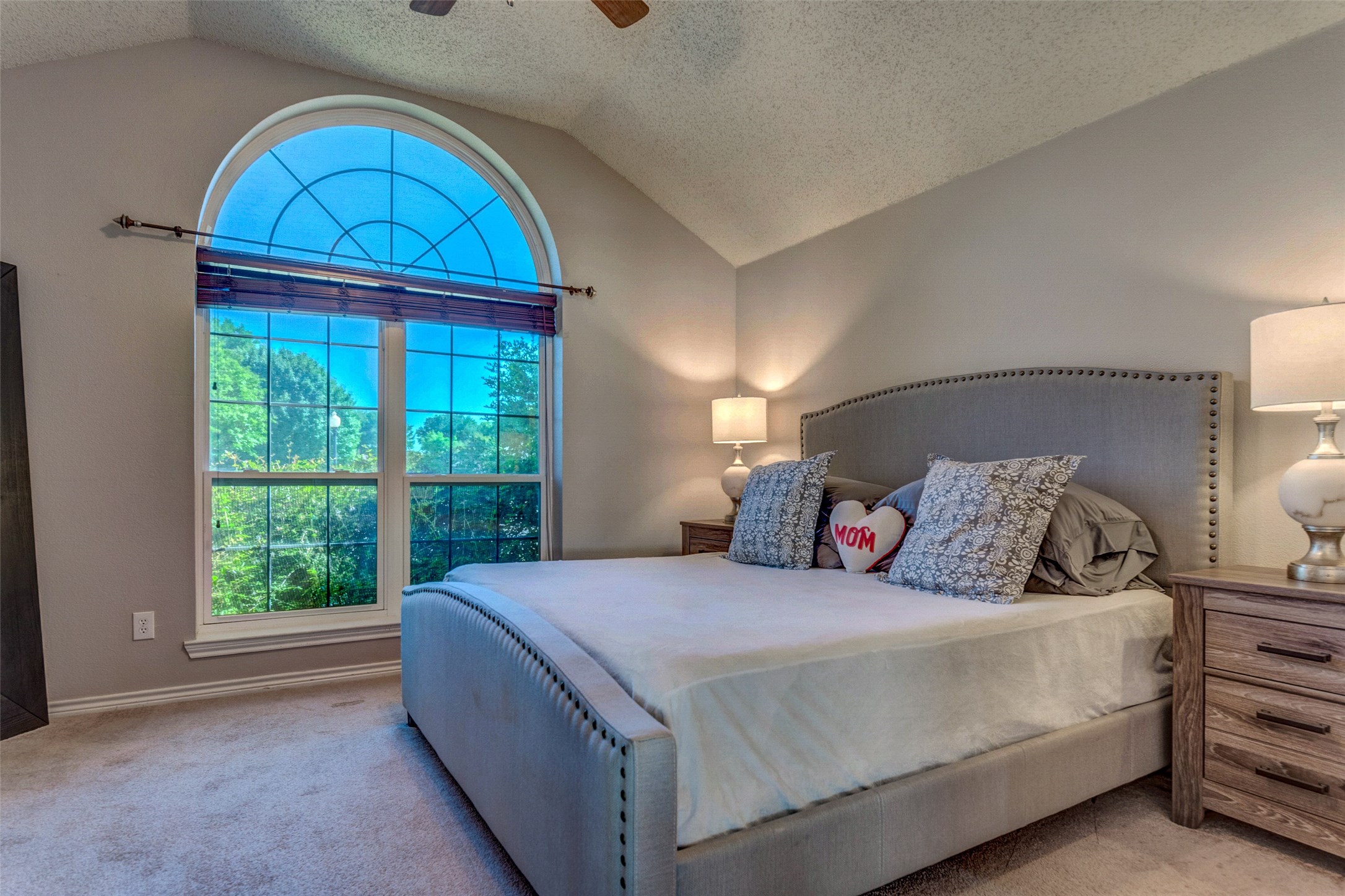 11812 Canoe Road