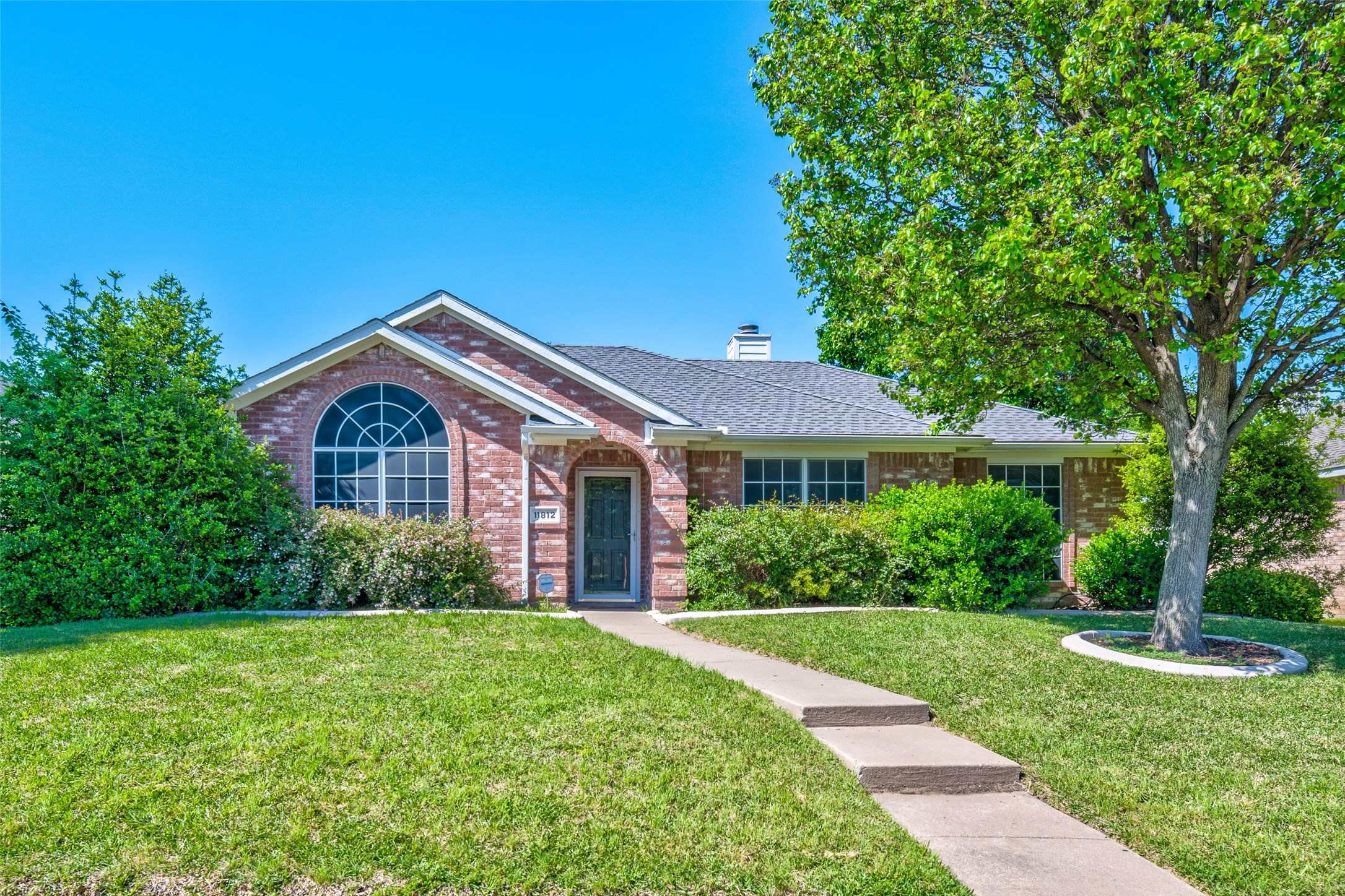 11812 Canoe Road