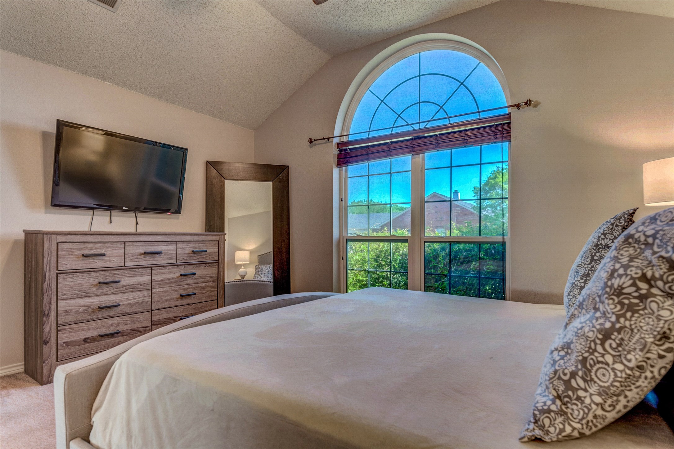 11812 Canoe Road