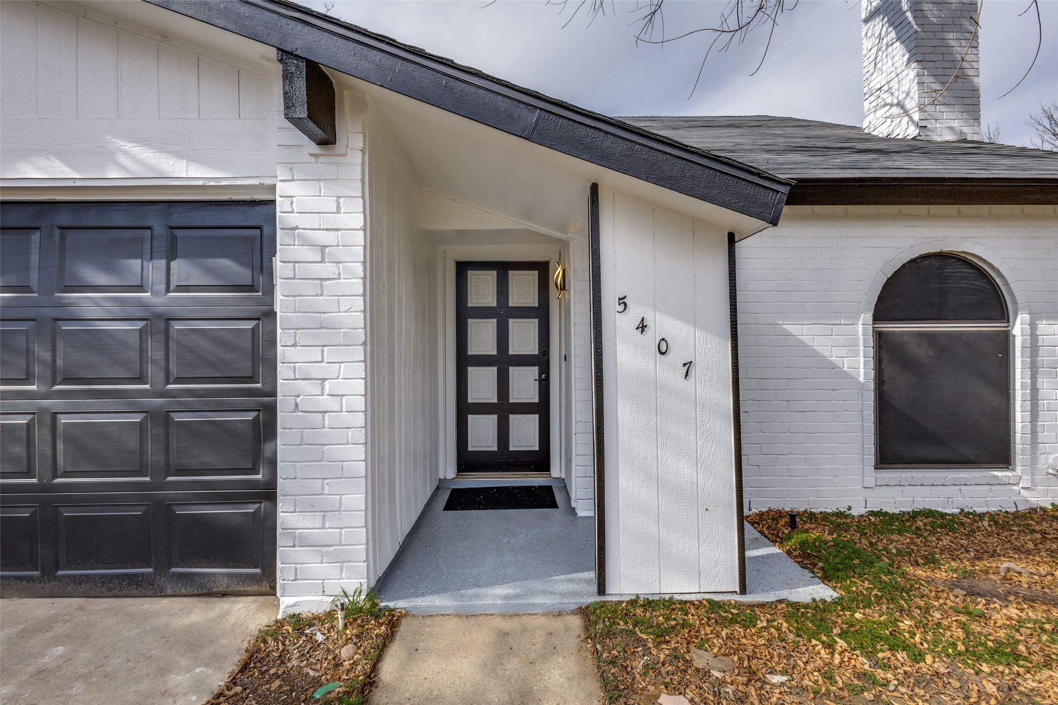 5407 Duchess Court