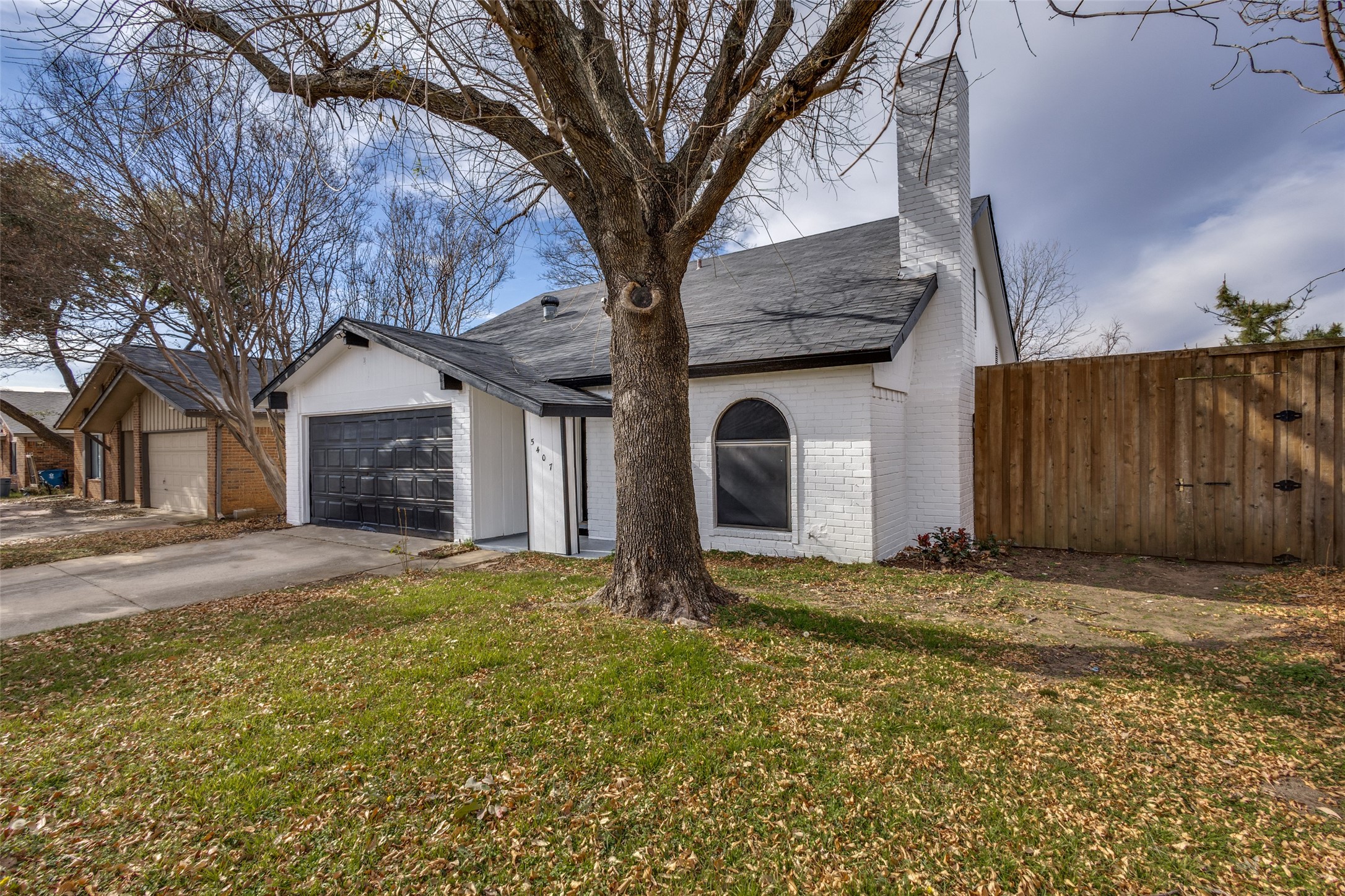 5407 Duchess Court