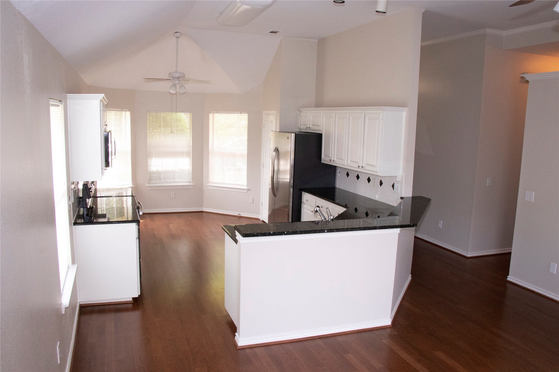 10702 Huntington Road