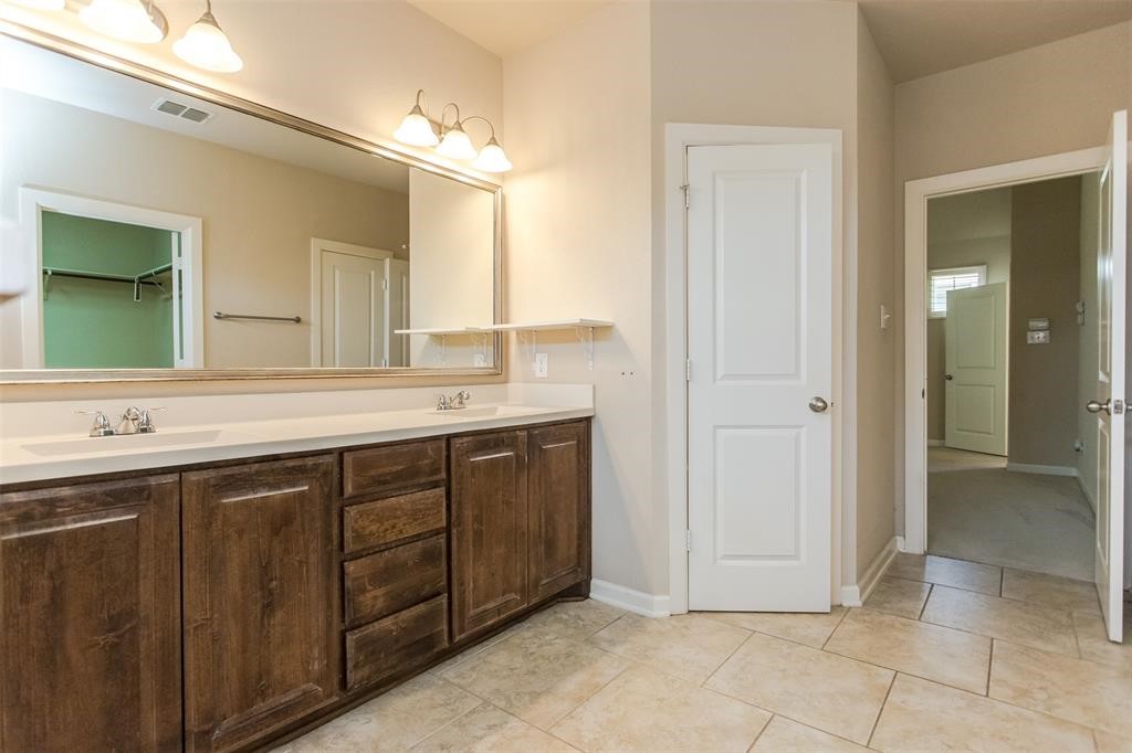 2013 Garden Park Court 2013