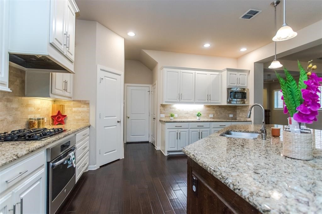 2013 Garden Park Court 2013