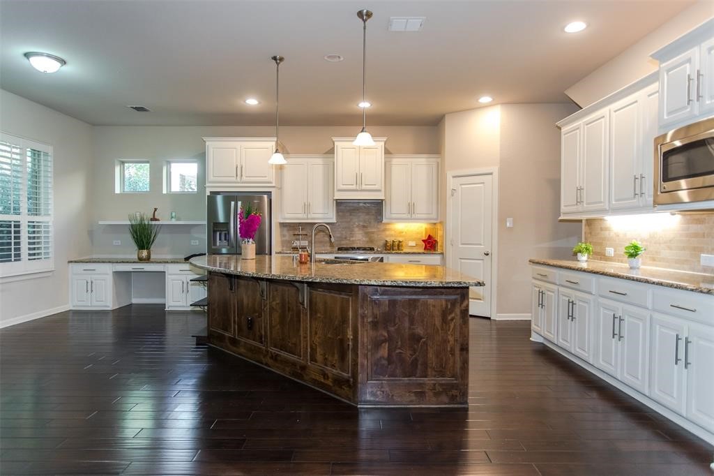 2013 Garden Park Court 2013